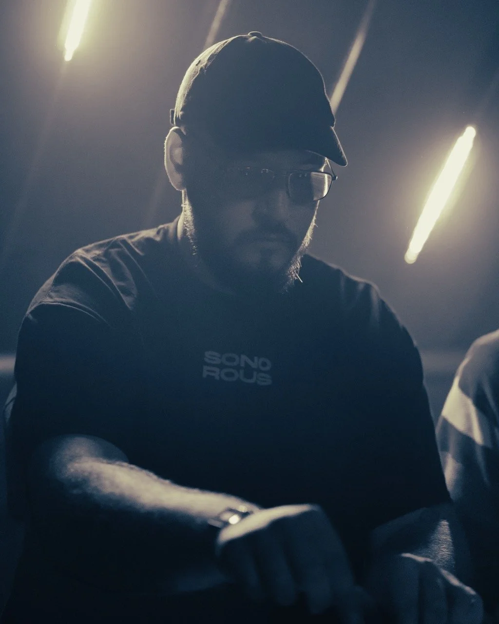 Groß (Alex Fuchs B2B Byrdman-8).jpeg