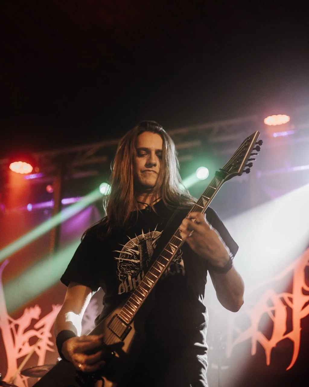 Groß (Detractor-1).jpeg