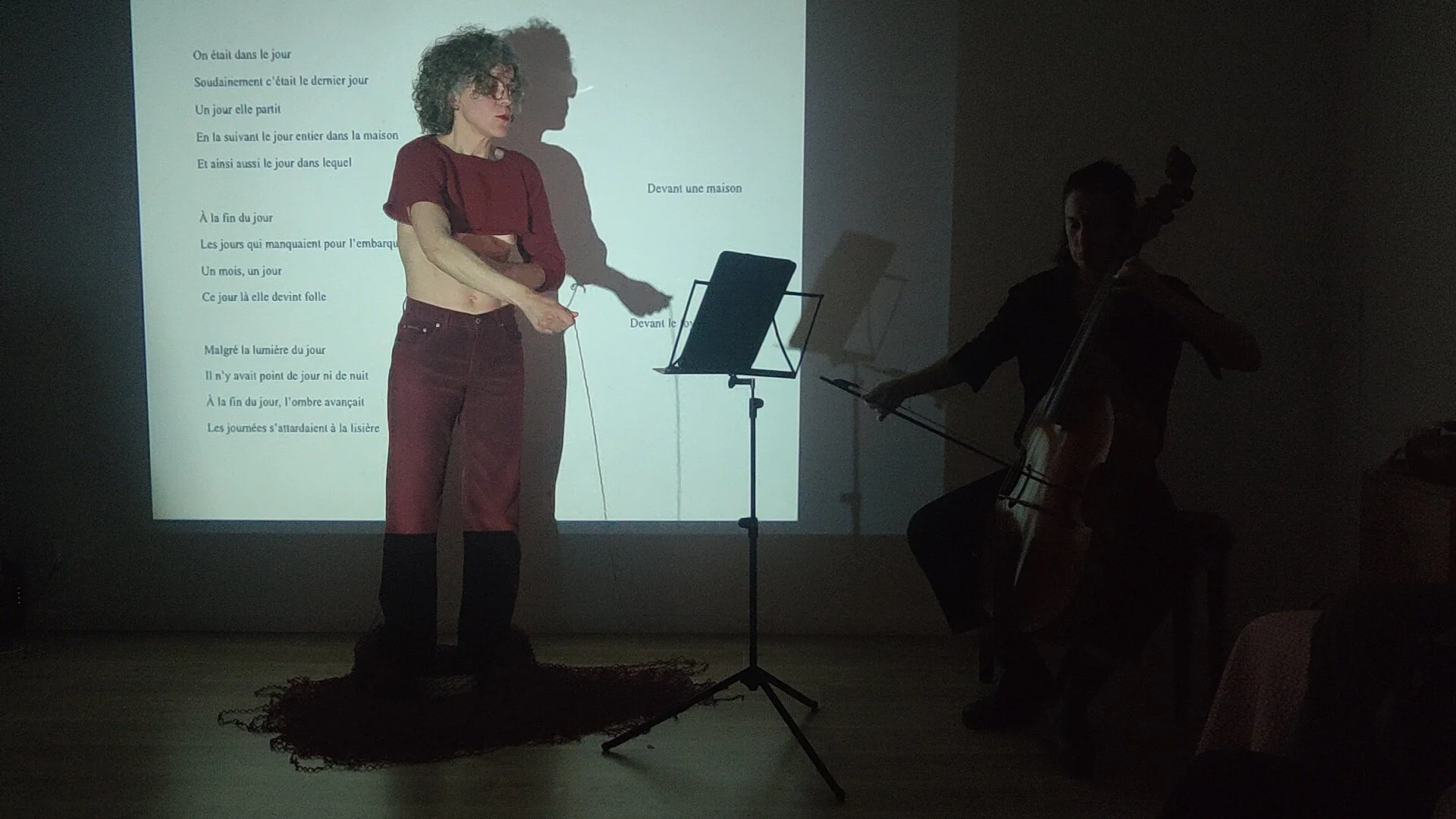 au milieu des jours vécus, performance, Salon Ensaio Paris, photo by Rita Rodrigues