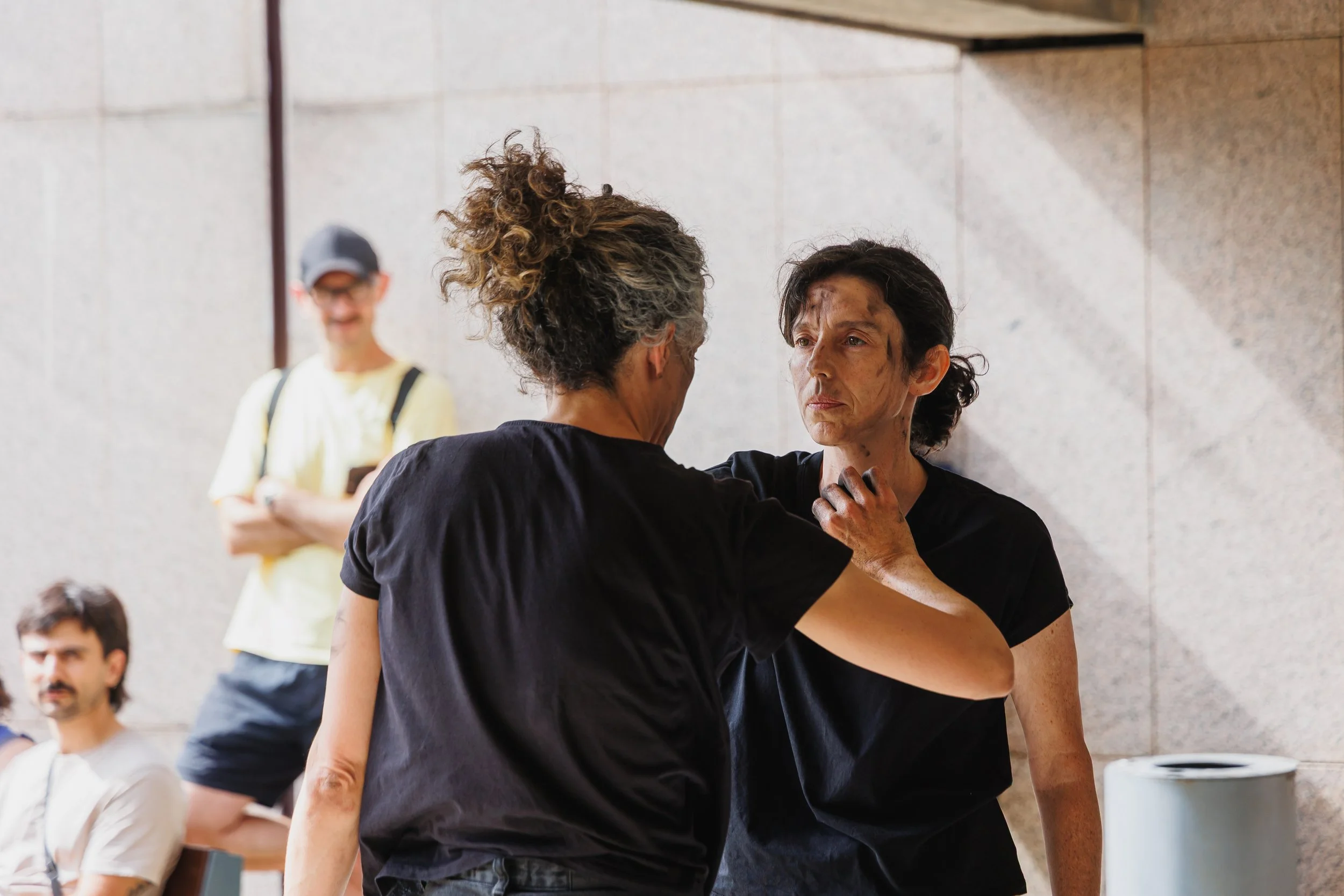 Air, performance, Maia Biennial, photo by Hugo Adelino