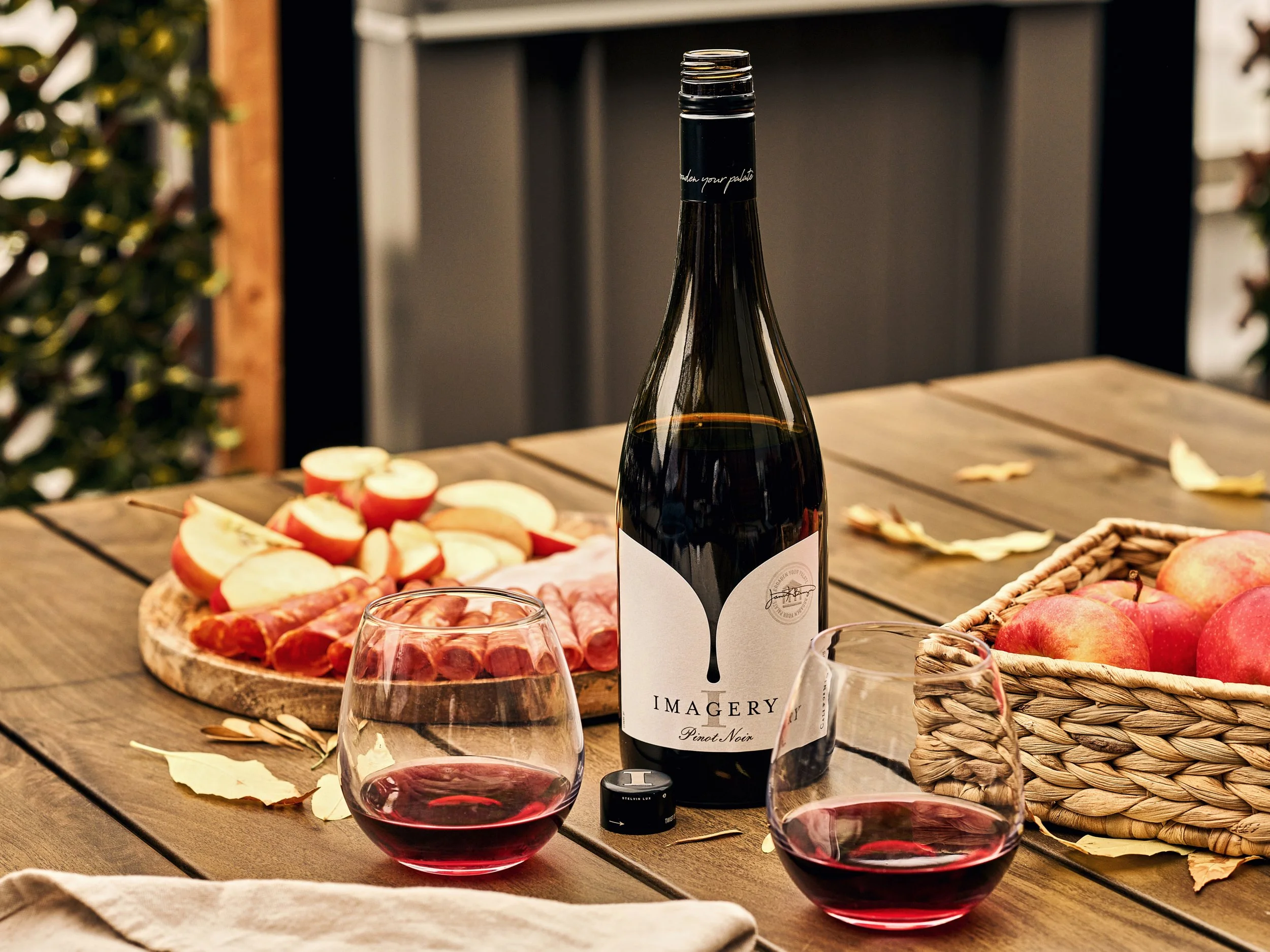 230911_Cossette_SAQ-ImageryPinotNoir_HOR-146-CROP-WEB.jpg