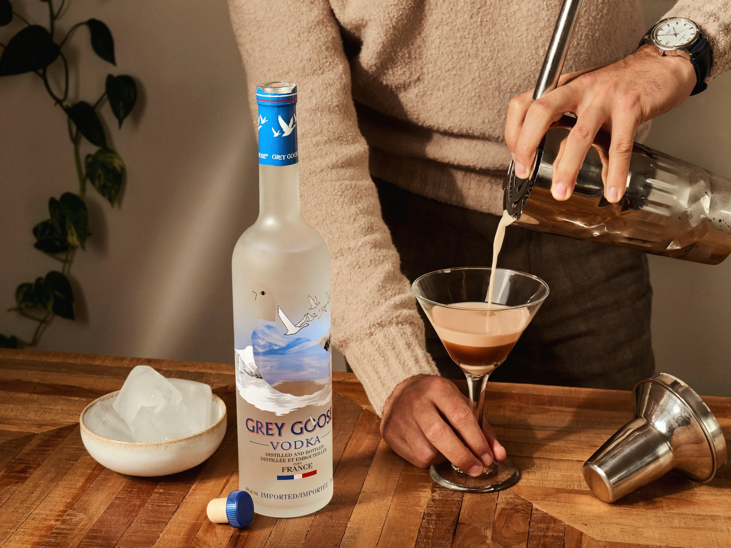 241129_Cossette_SAQ-GreyGoose-251-WEB.jpg