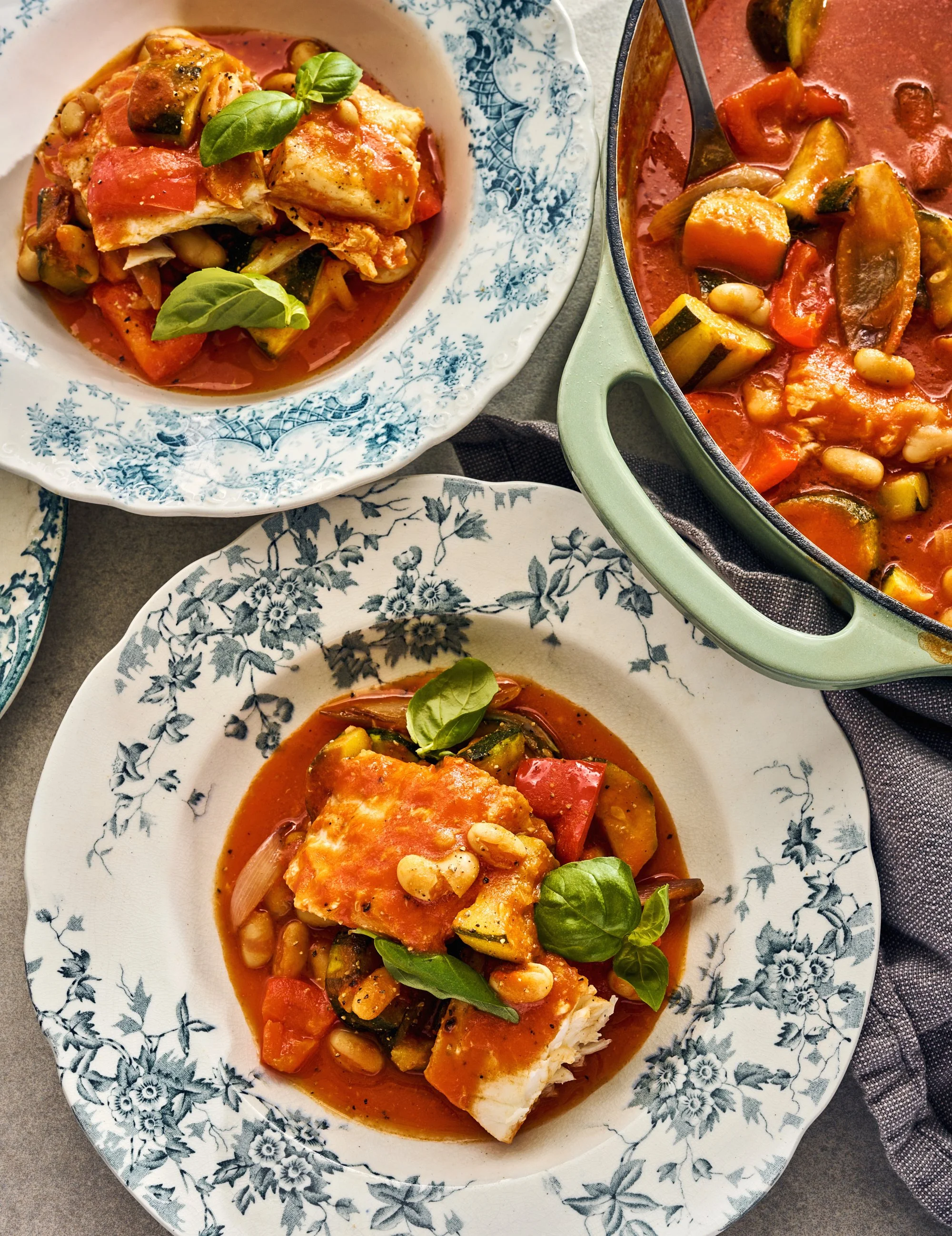 TFPJ_Mag33-RepasSemaine_PoissonBlanc-SauceTomate-LR.jpg