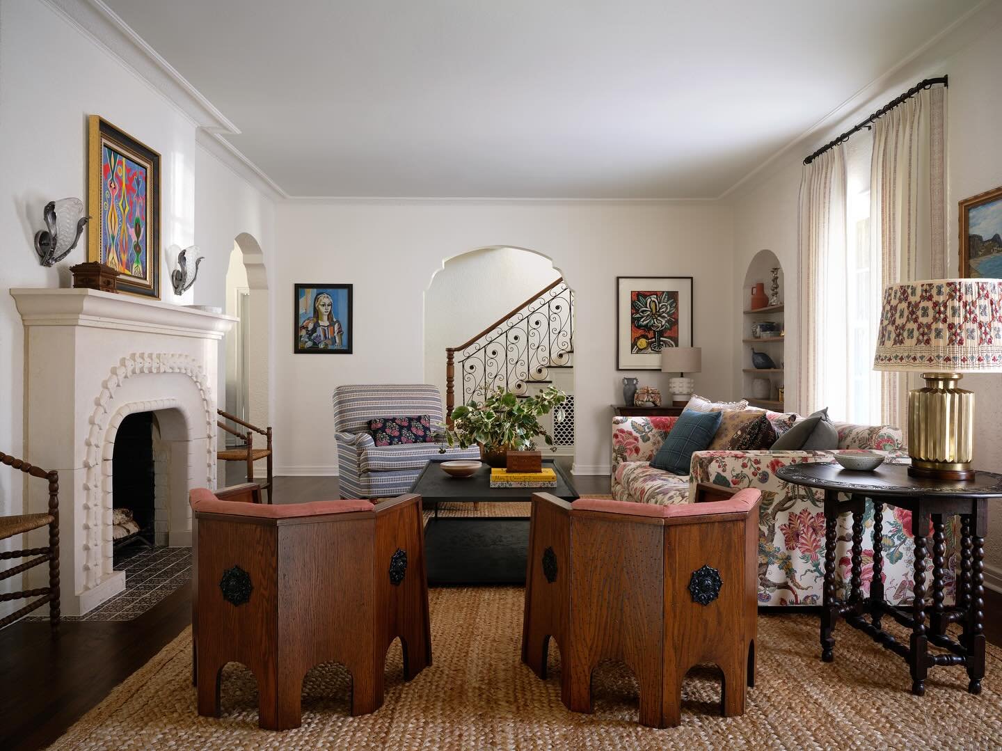 My love of vintage chairs knows no bounds. Swipe right for the original ad for these babies. 

Interiors @dafandco 
Photography @lindsay_brown 
Styling @adamfortner
