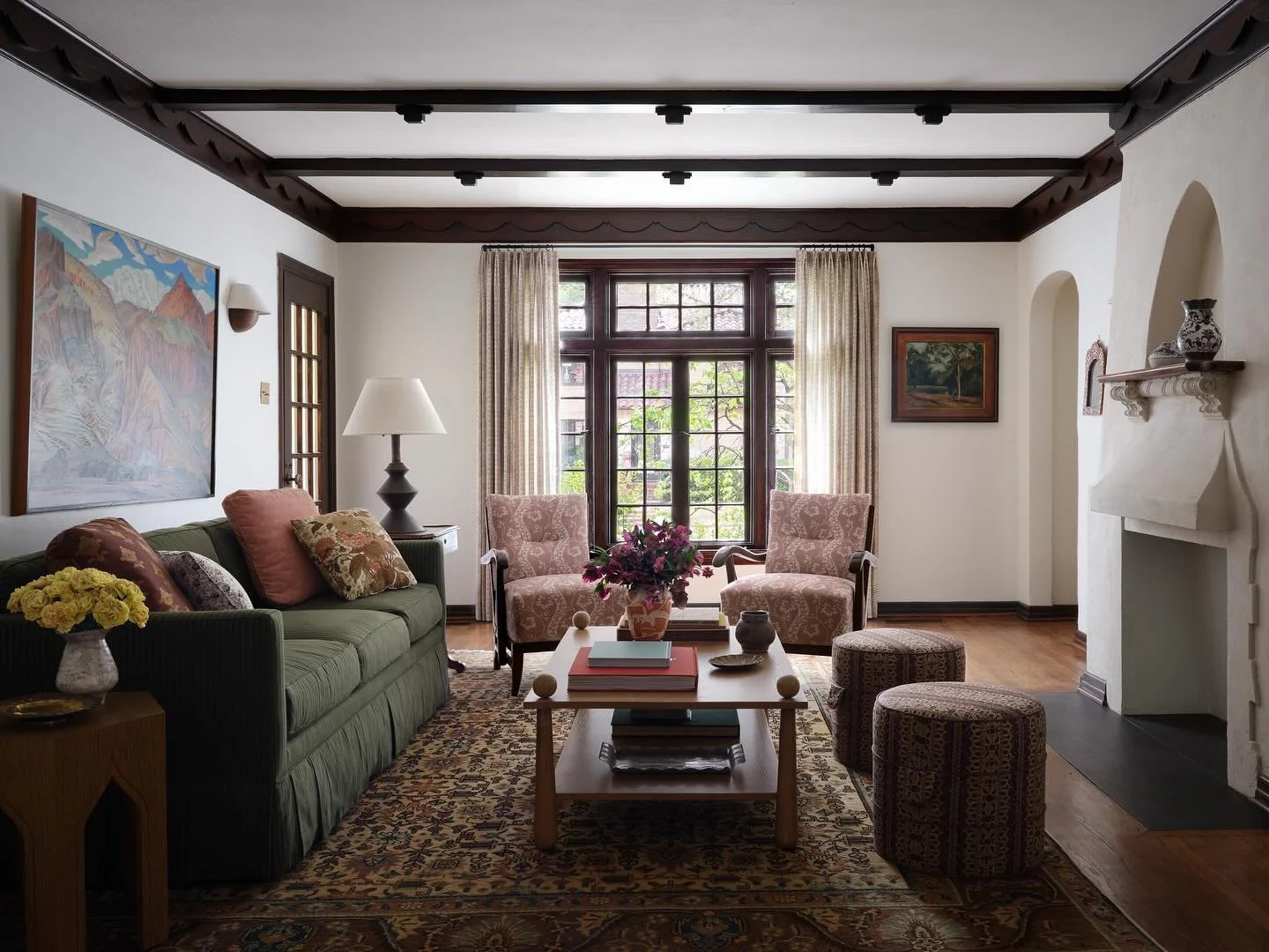 Nothing but charm

Interiors @dafandco 
📸 @lindsay_brown 
✨ @annkwak