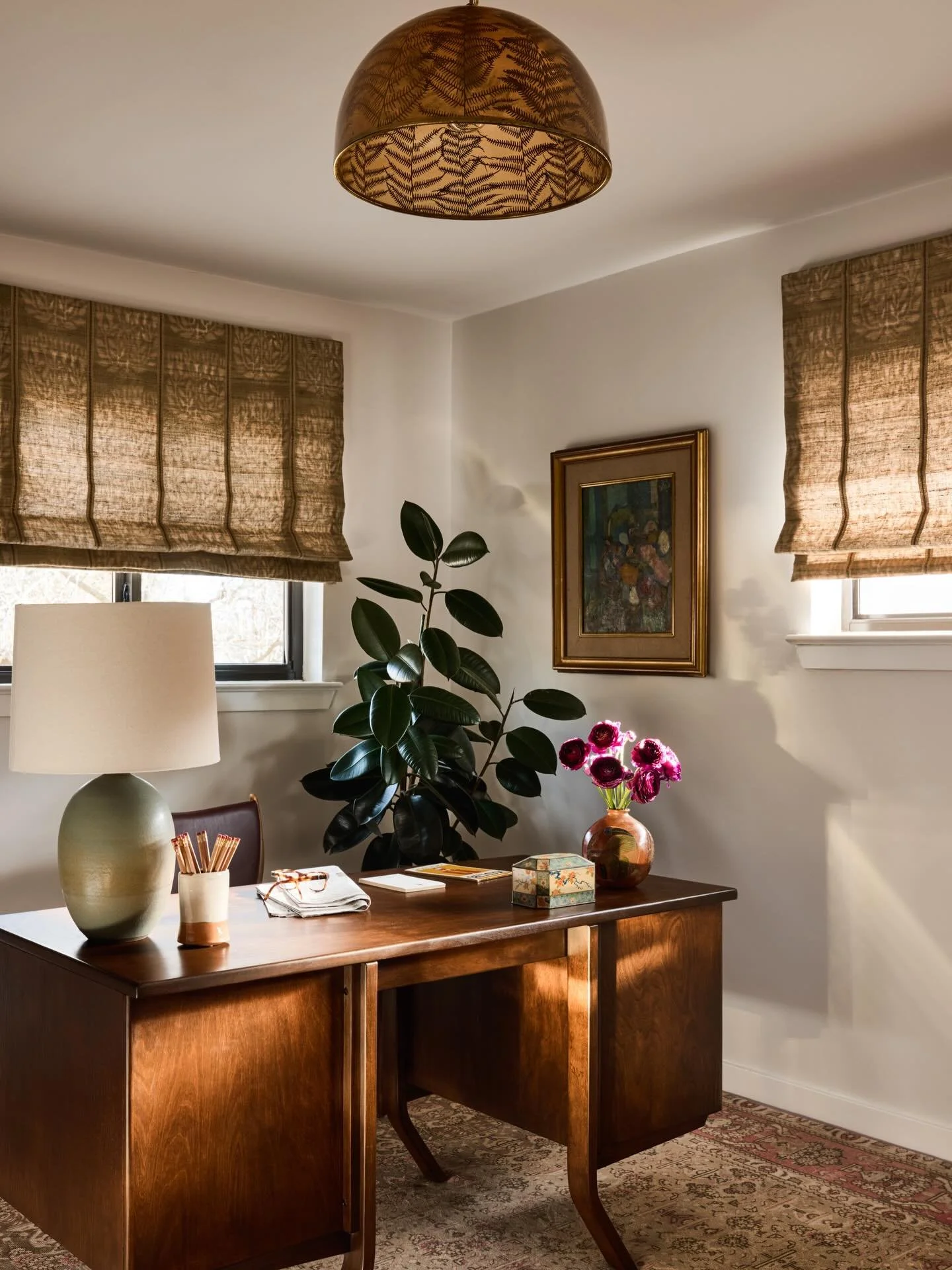 Back in office after the long weekend. Or I will be after my new 6 am flight lands. 

Interiors @dafandco 
📸 @yanglincphoto 
✨ @annkwak