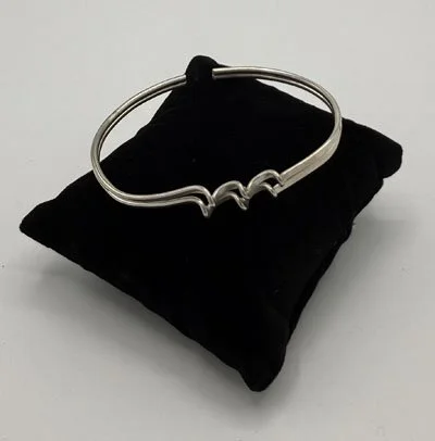 VJ-bracelet-web.jpg