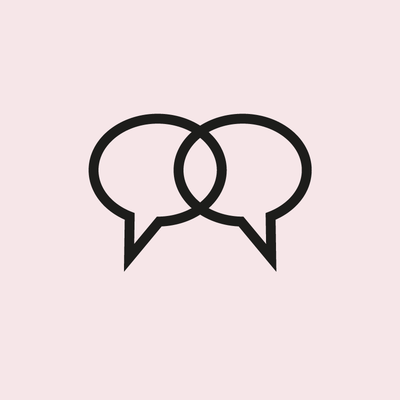 Linjetegning av snakkebobler på rosa bakgrunn.