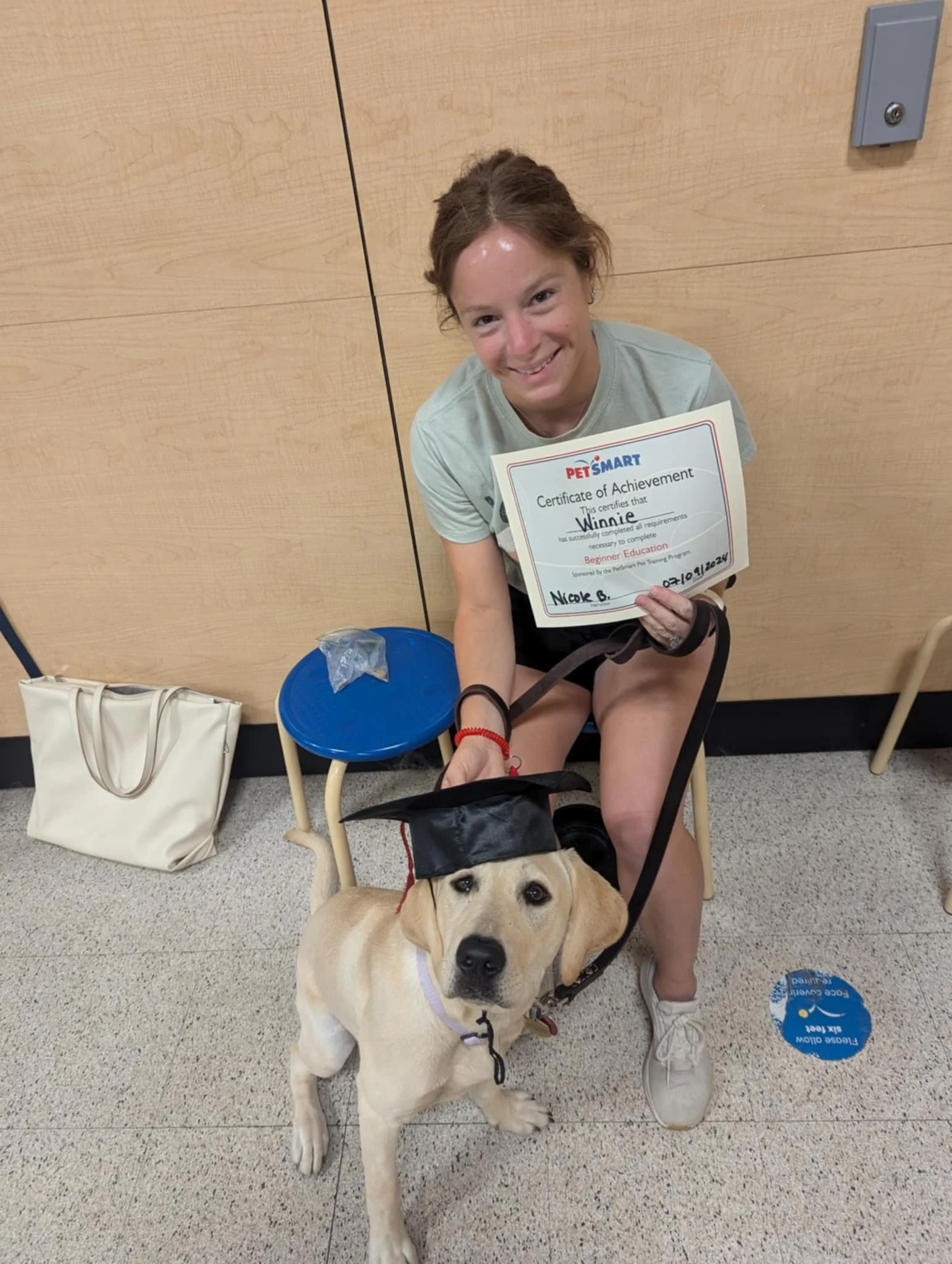 Winnie's graduation photo 3.jfif