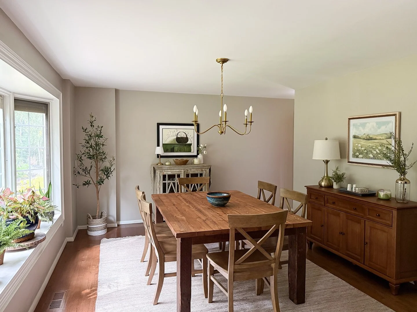 This space has evolved into a relaxing dining room, thoughtfully designed with a balance of natural materials, greenery, soft brass accents, and a color palette that truly resonates with the homeowner now ✨ 

it&rsquo;s been such a joy to see this ro