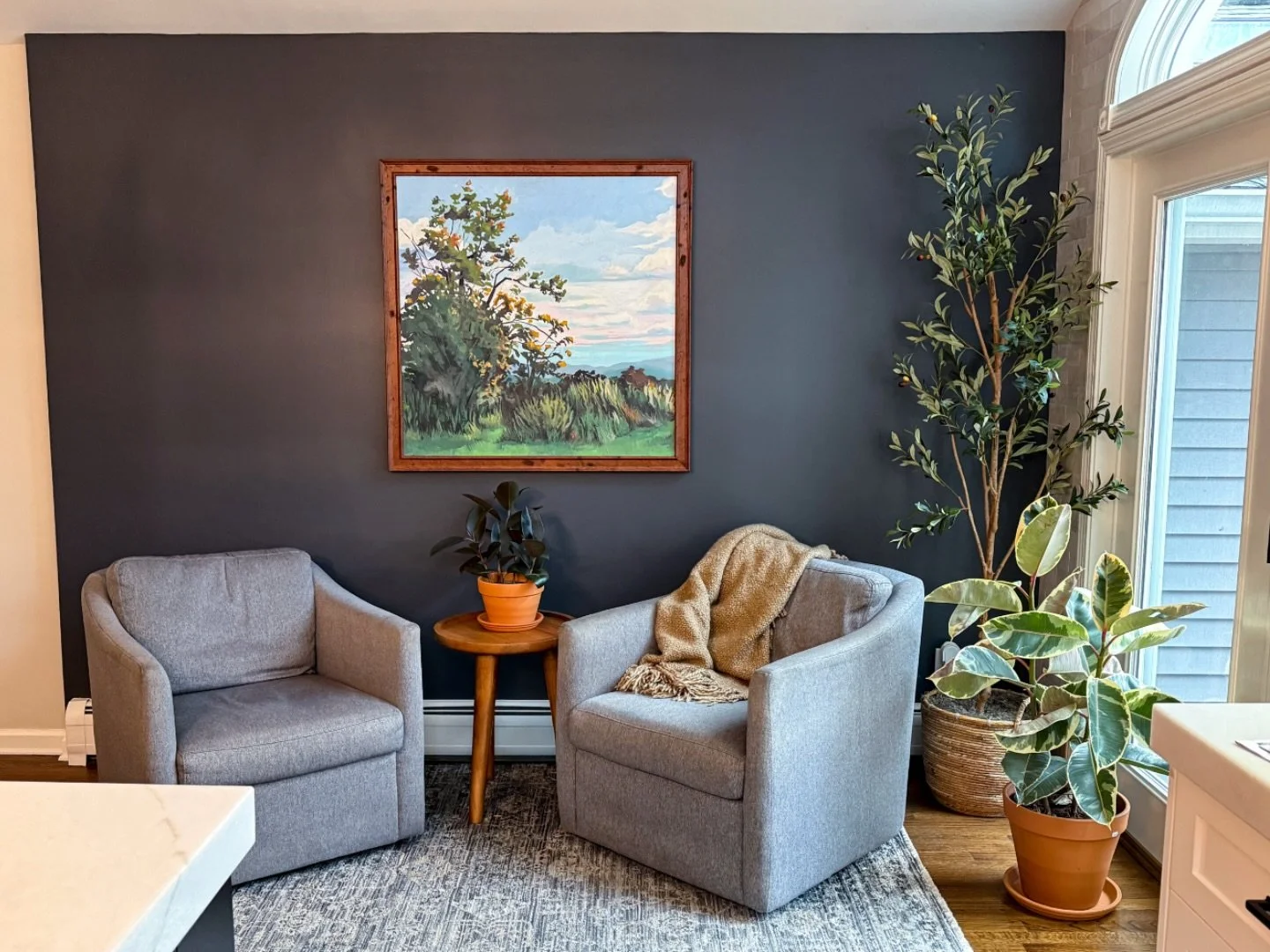 The calm before the storm.

And certainly a warm &amp; cozy spot to drink a cup of coffee while the snow falls&hellip;

#neilandesignstudio #interiorstyled #cozyroom #cozyhomedecor #cornersofmyhome