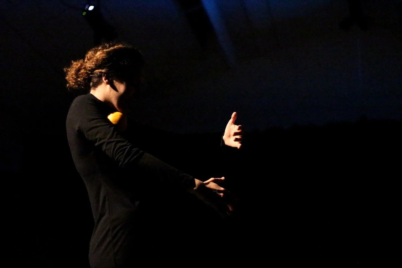 their eyes (IT , 2017)