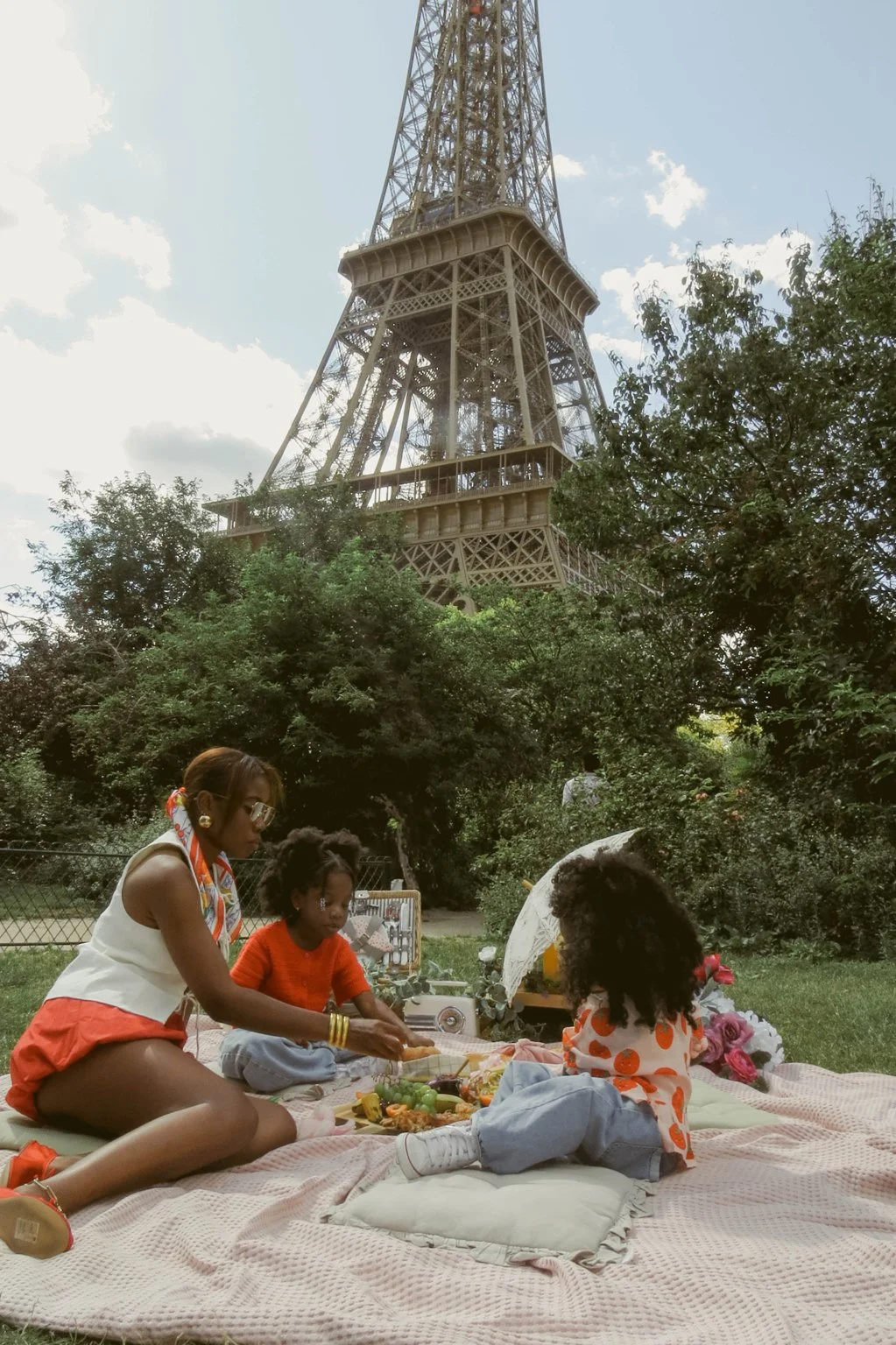 How To Have A Picnic Under The Eiffel Tower