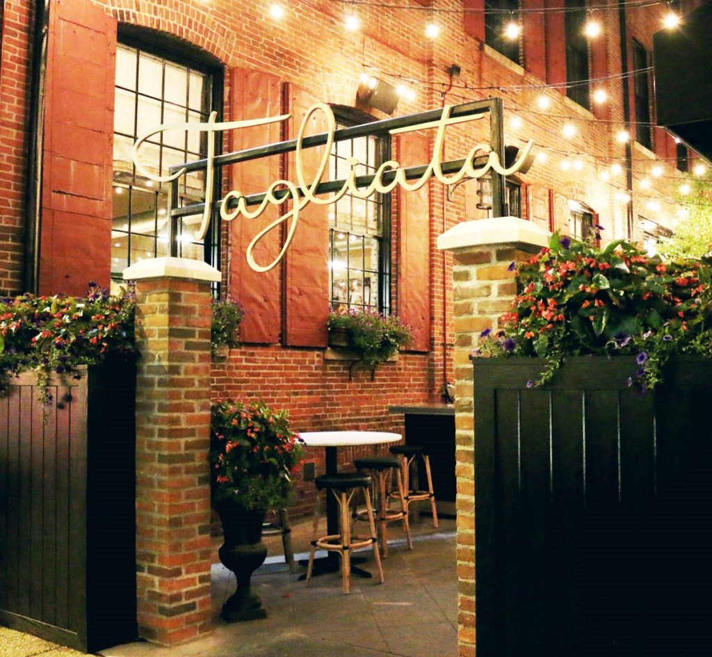 Live in the Lounge at Tagliata