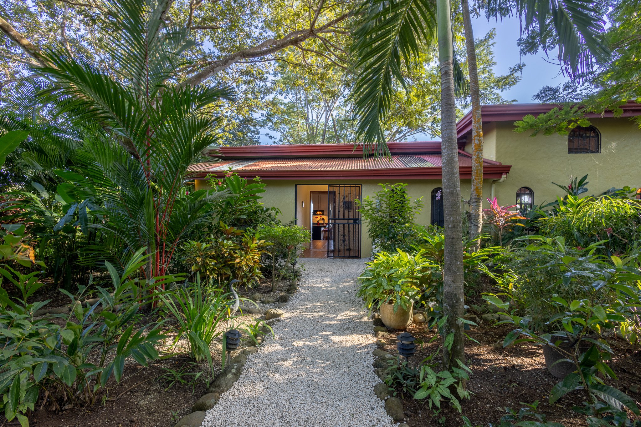 Oceanview Estate Montezuma House 2.jpg