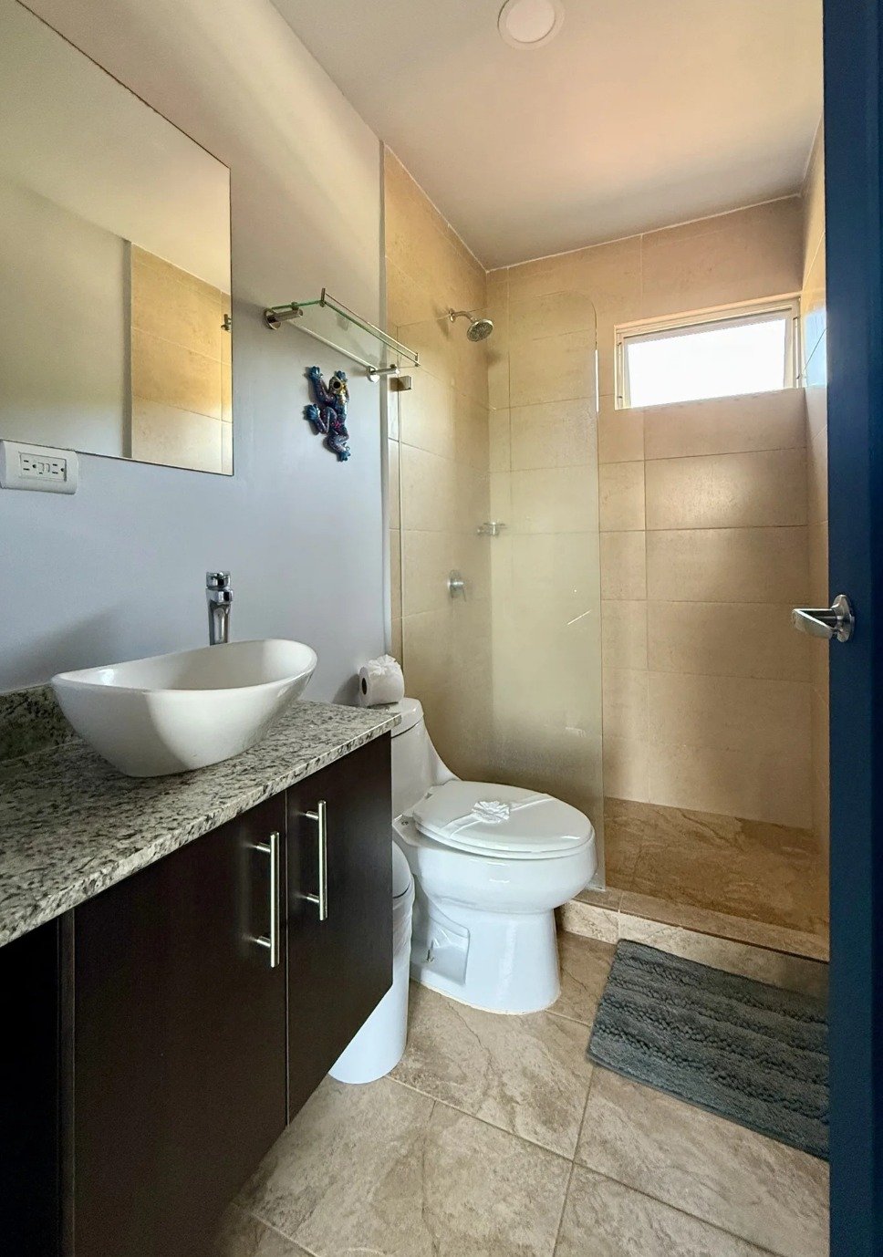 ARA 22 -Washroom 2.jpg