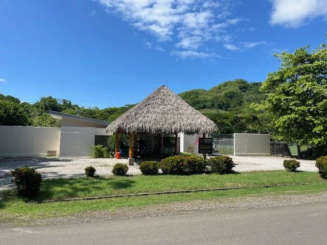 Prime Retail or Commercial Space in Tambor - SOLD!