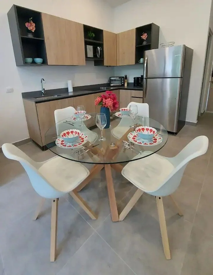 Azul 61 - Los Delfines