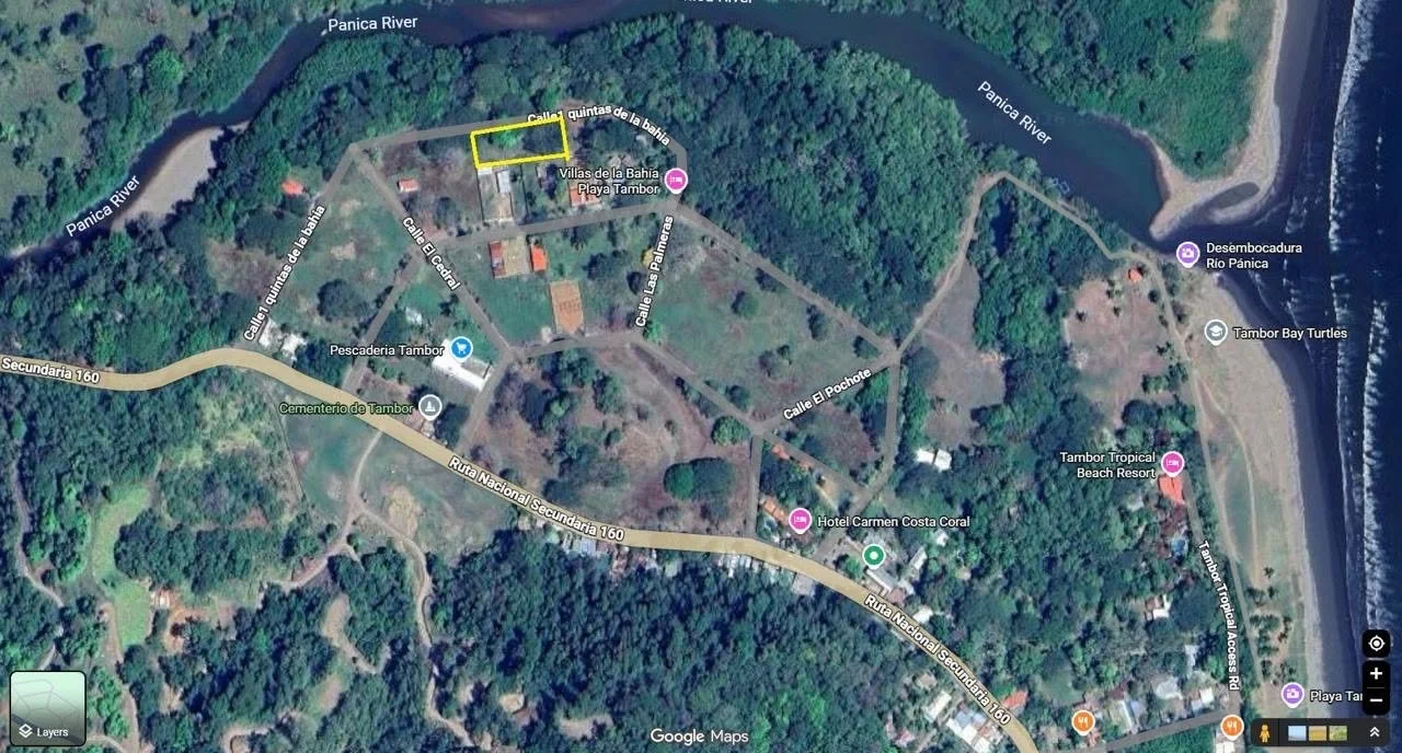 Aerial map highlighting the building lot location in the tropical Tambor neighborhood of Costa Rica.