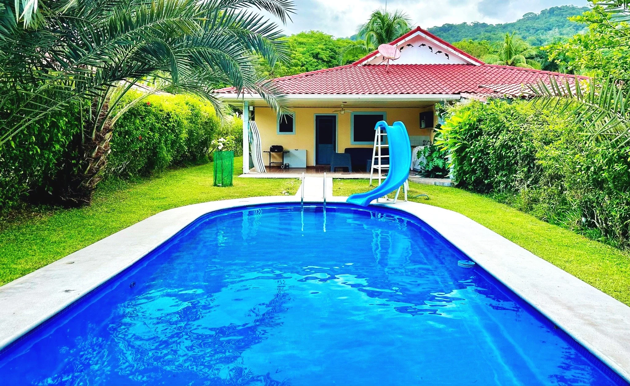 Villa+554+-+Mozart+-+pool+and+back+of+house.jpg