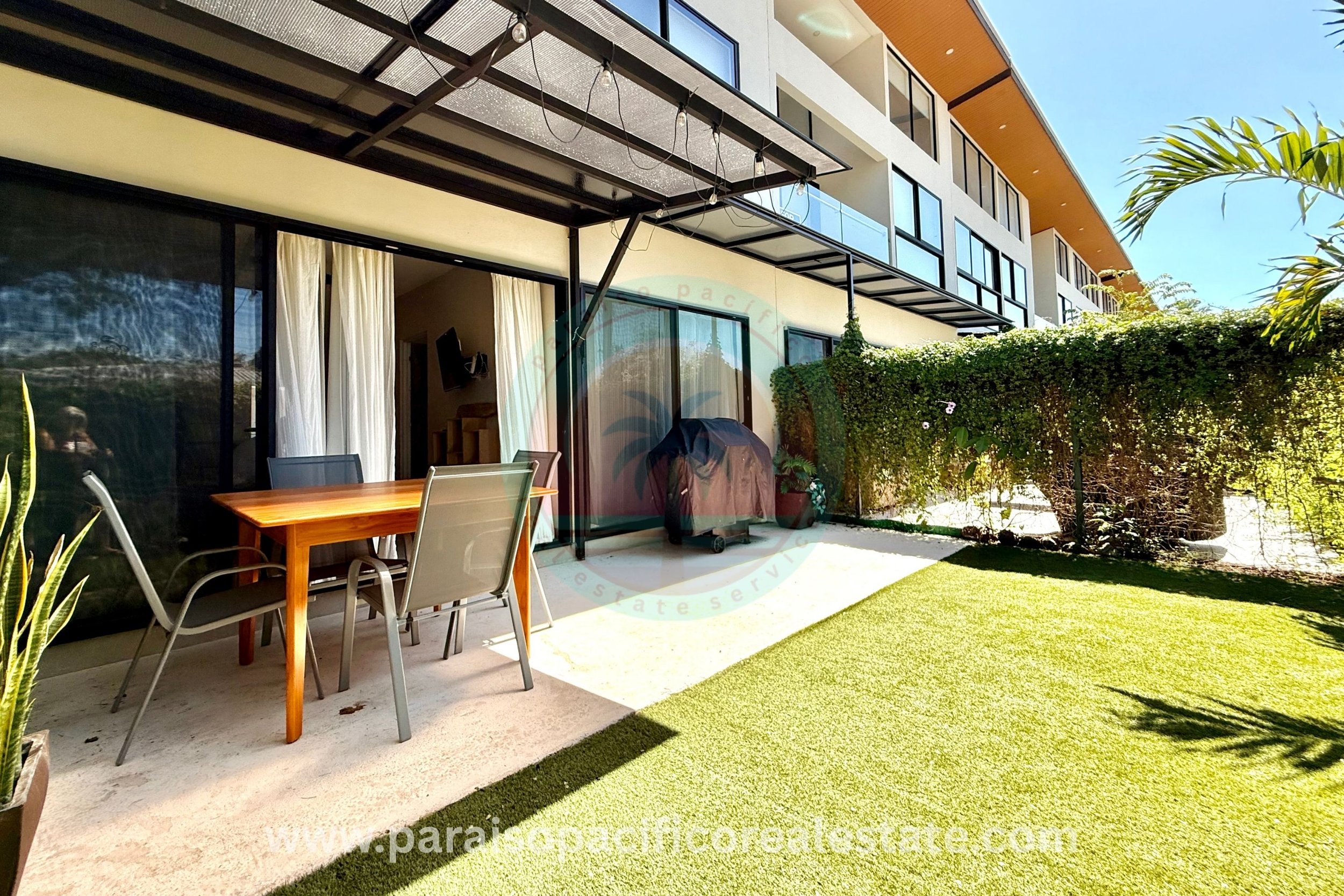 Azul 6 Outdoor patio.jpg