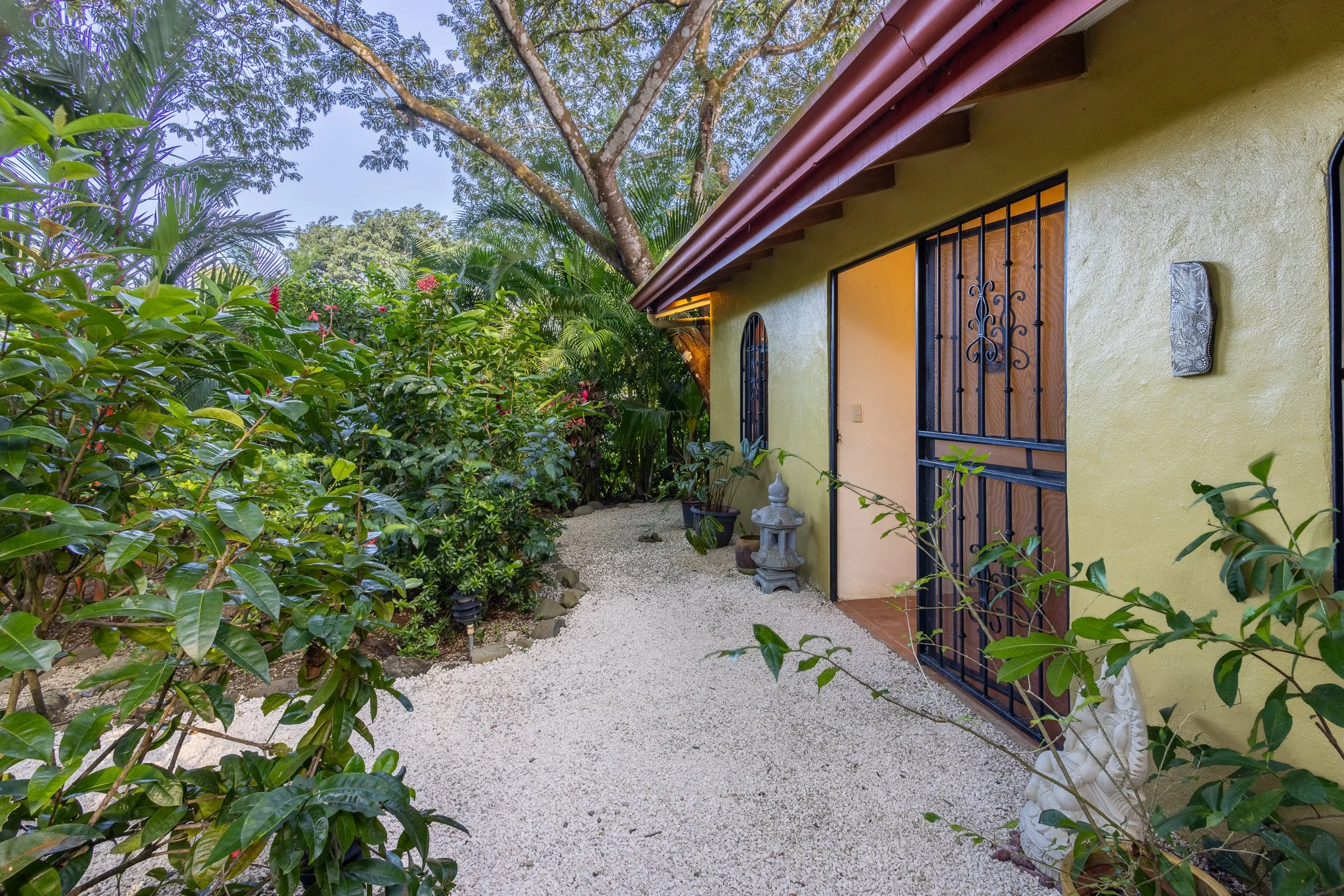 Oceanview Estate Montezuma Exterior.jpg