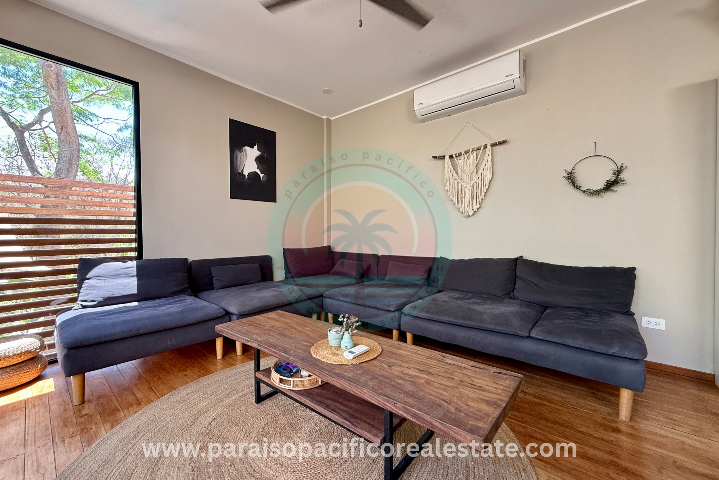 Indoor living room area at Buddha House Organos near the beach in Costa Rica