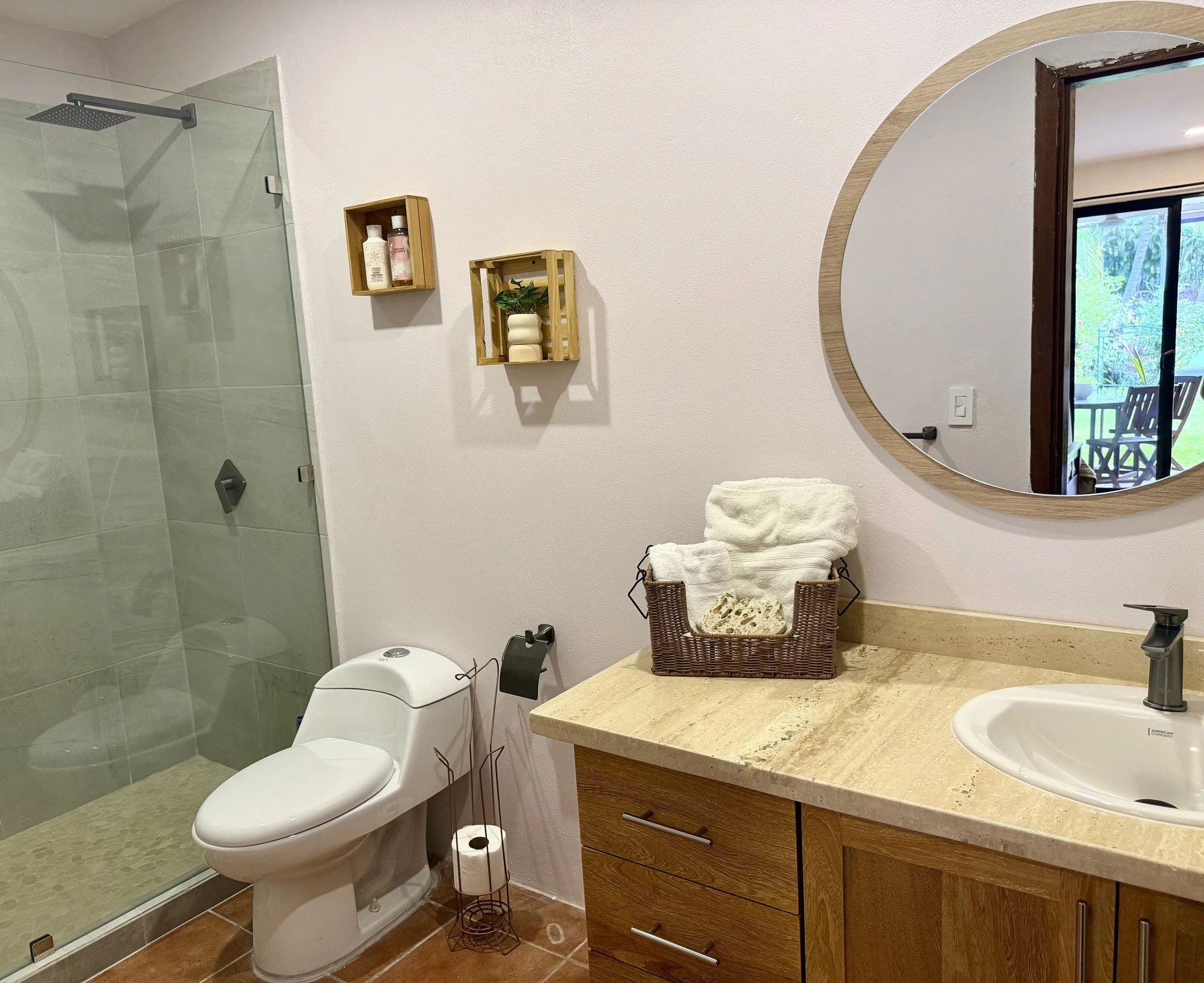 Semi 521 washroom.jpg