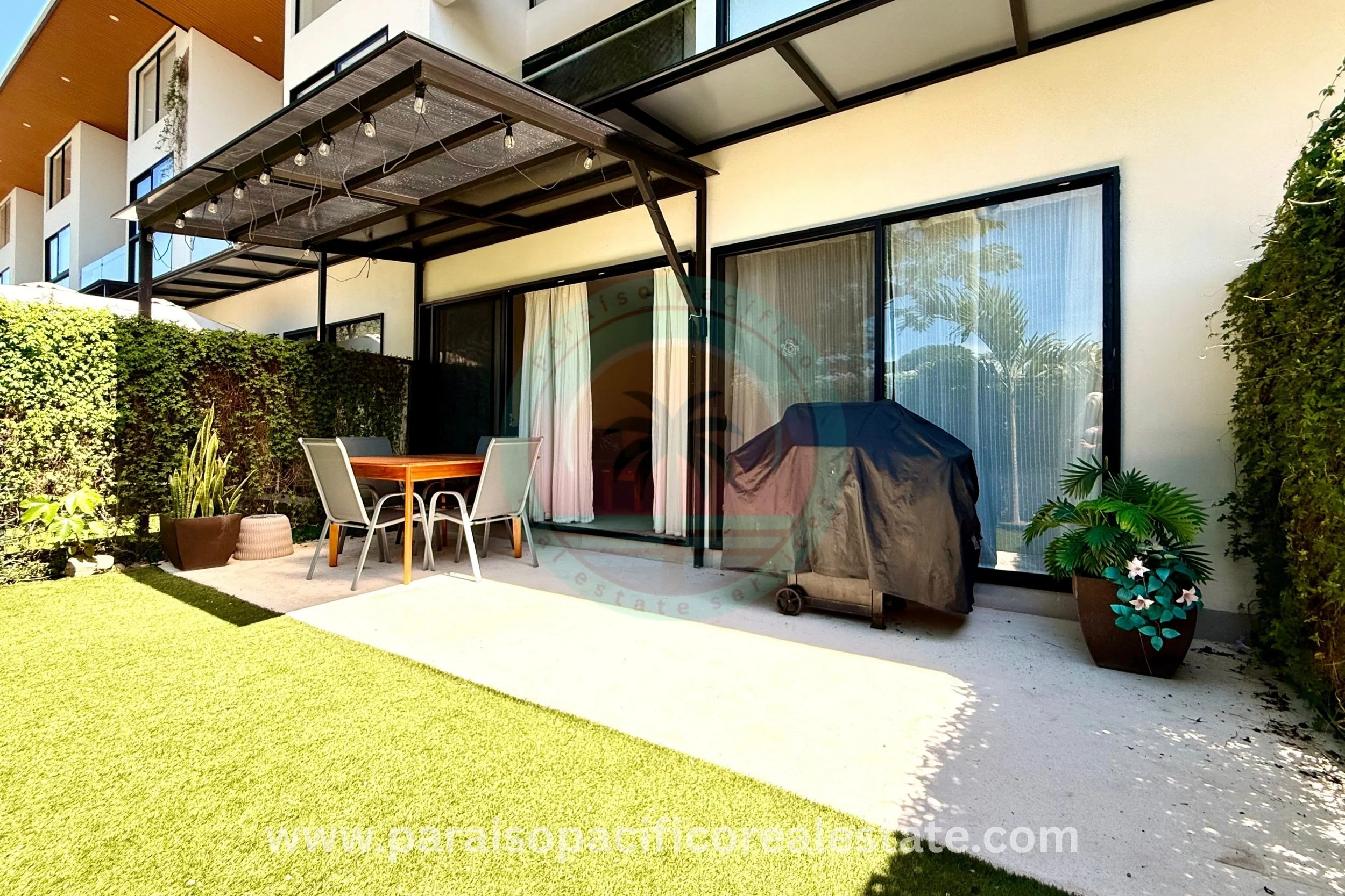 Azul 6 backyard.jpg