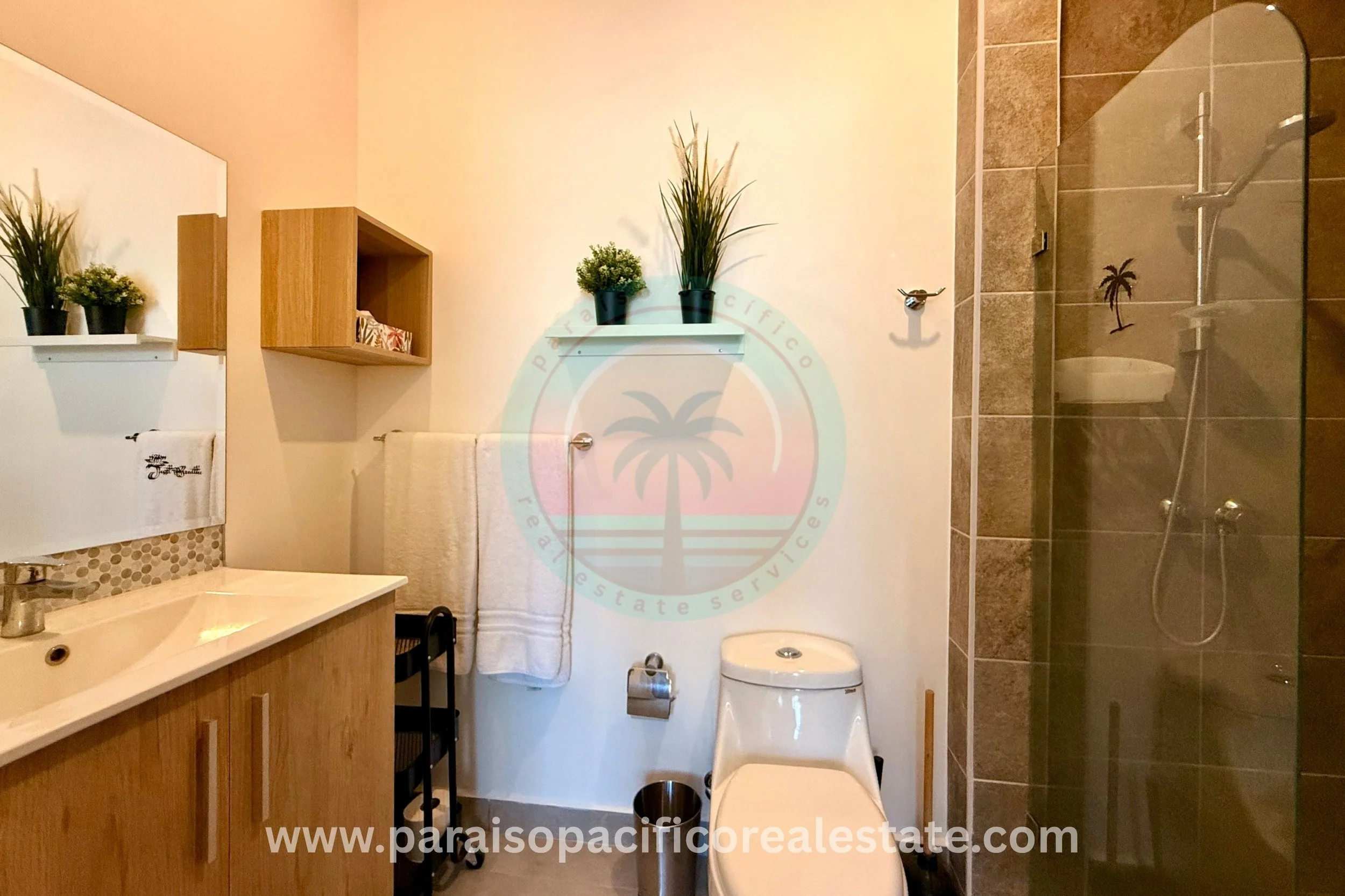 Azul 6 washroom2.jpg