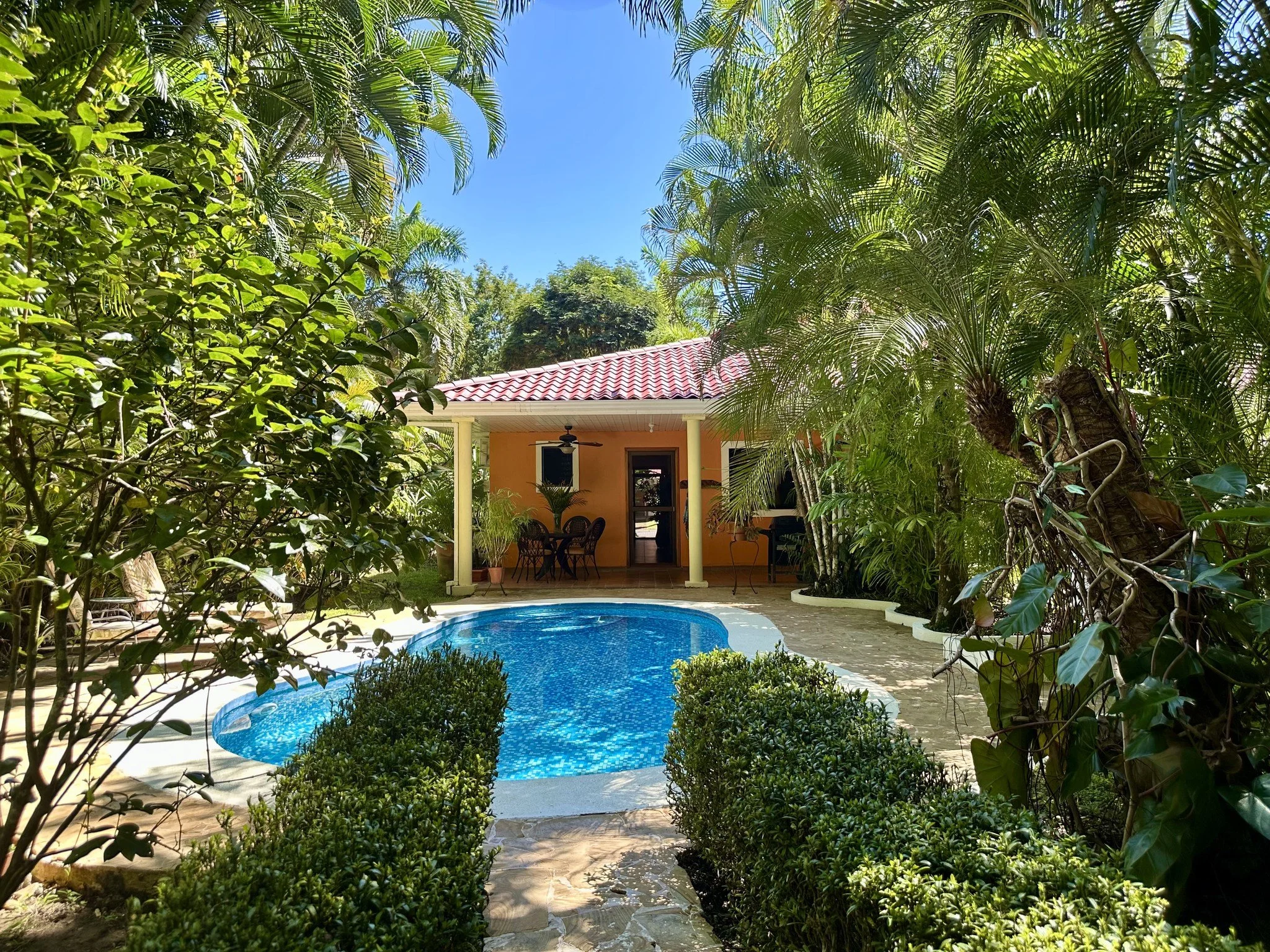 Semi 428 - $330,000 USD