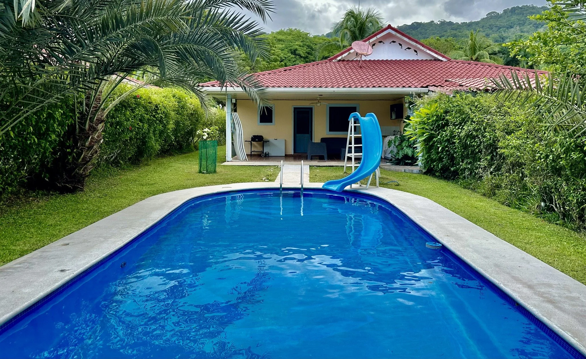 Semi 554 (Under Contract!)