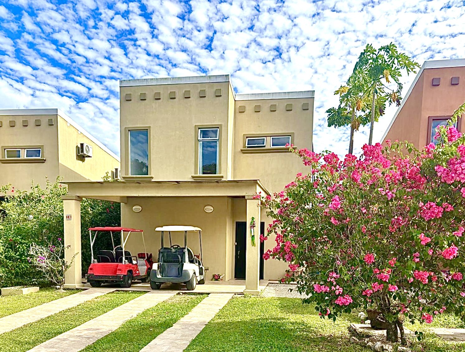 ARA 14 in Los Delfines Golf & Beach Village