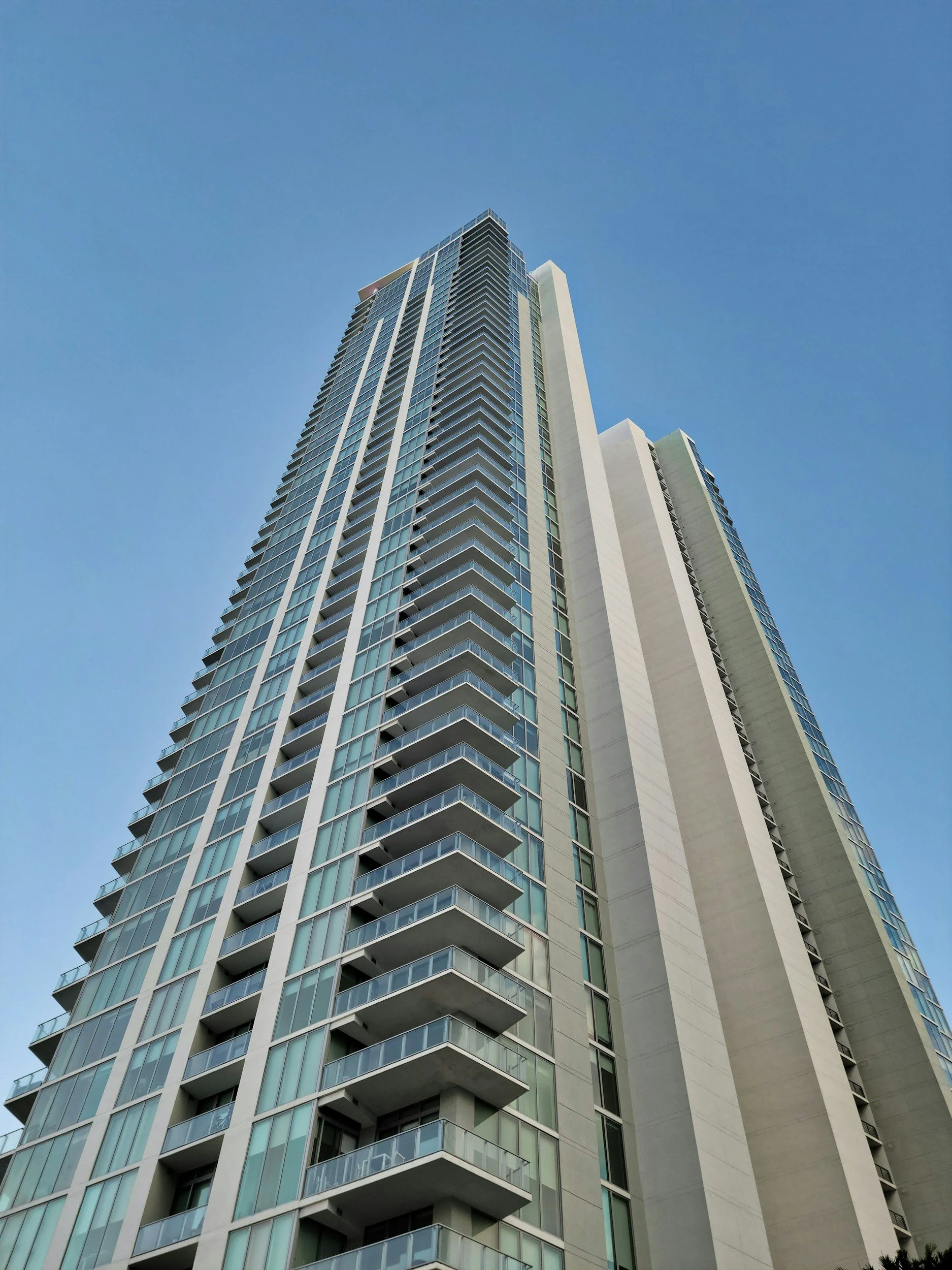 Large condo tower