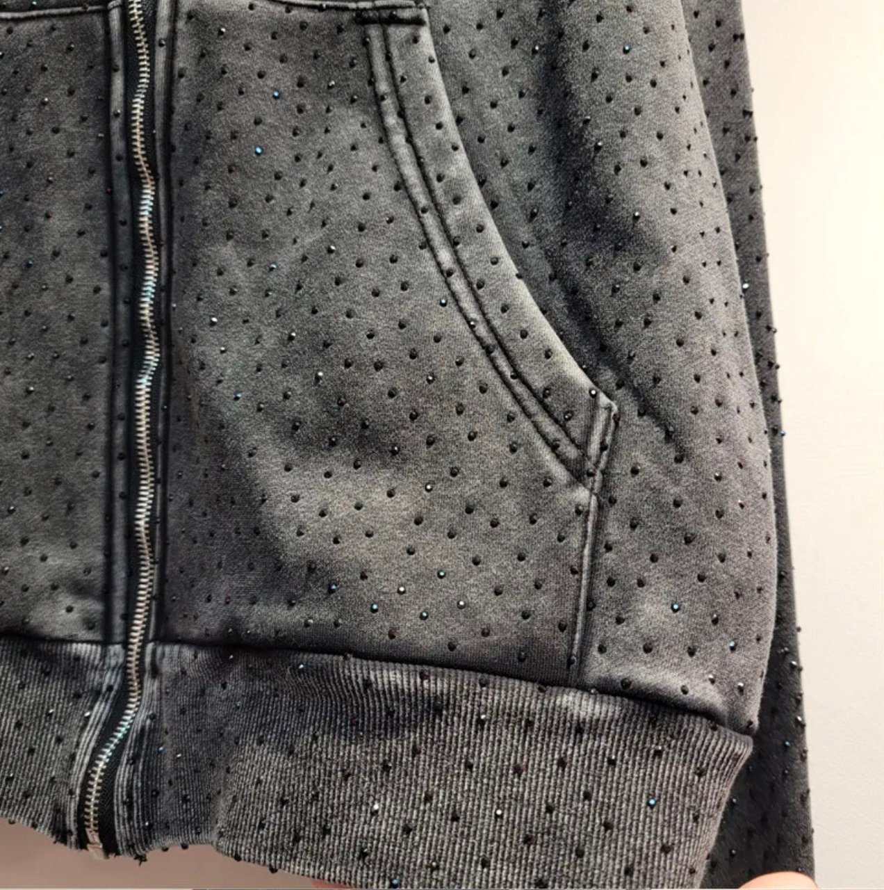 https://i.etsystatic.com/44222491/r/il/ca546e/5717862952/il_fullxfull.5717862952_irgd.jpg