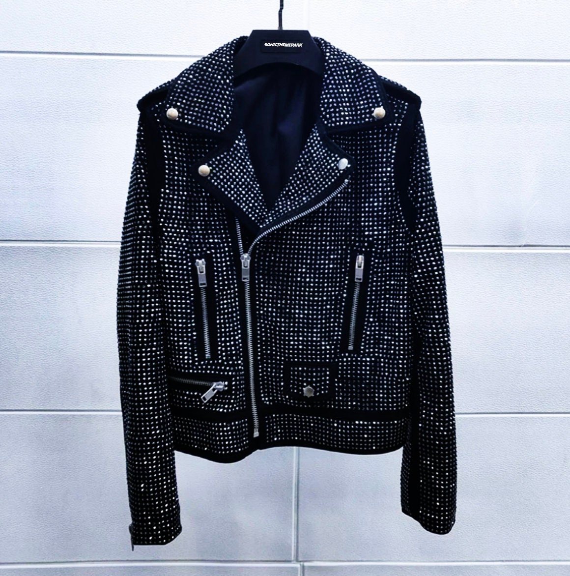 https://i.etsystatic.com/44222491/r/il/93fb62/5965695590/il_fullxfull.5965695590_t0ek.jpg