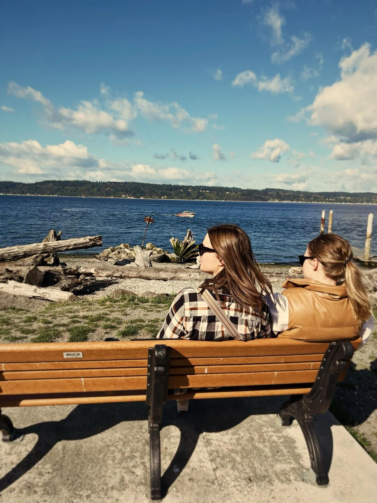 Some of the things I used to hope others would give me&hellip; I had to learn to give myself.

On the blog, I share what self-sourcing taught me about emotional independence, handling disappointment, and finding security in my friendships 👯&zwj;♀️

