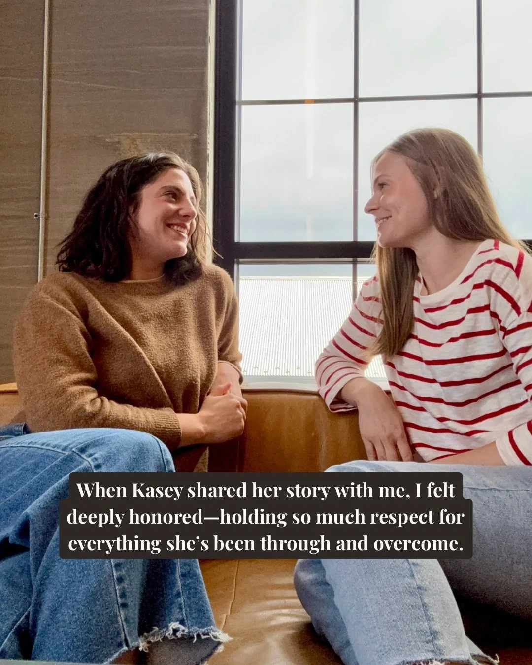 You can read our conversation&mdash;and experience Kasey&rsquo;s film&mdash;through the link in my bio &amp; Blog highlight 🎞️ 

#CatchingEconomy #PersonalTravelBlog #TravelAndGrowth #StoriesFromTheRoad #CreativeJourneyBlog