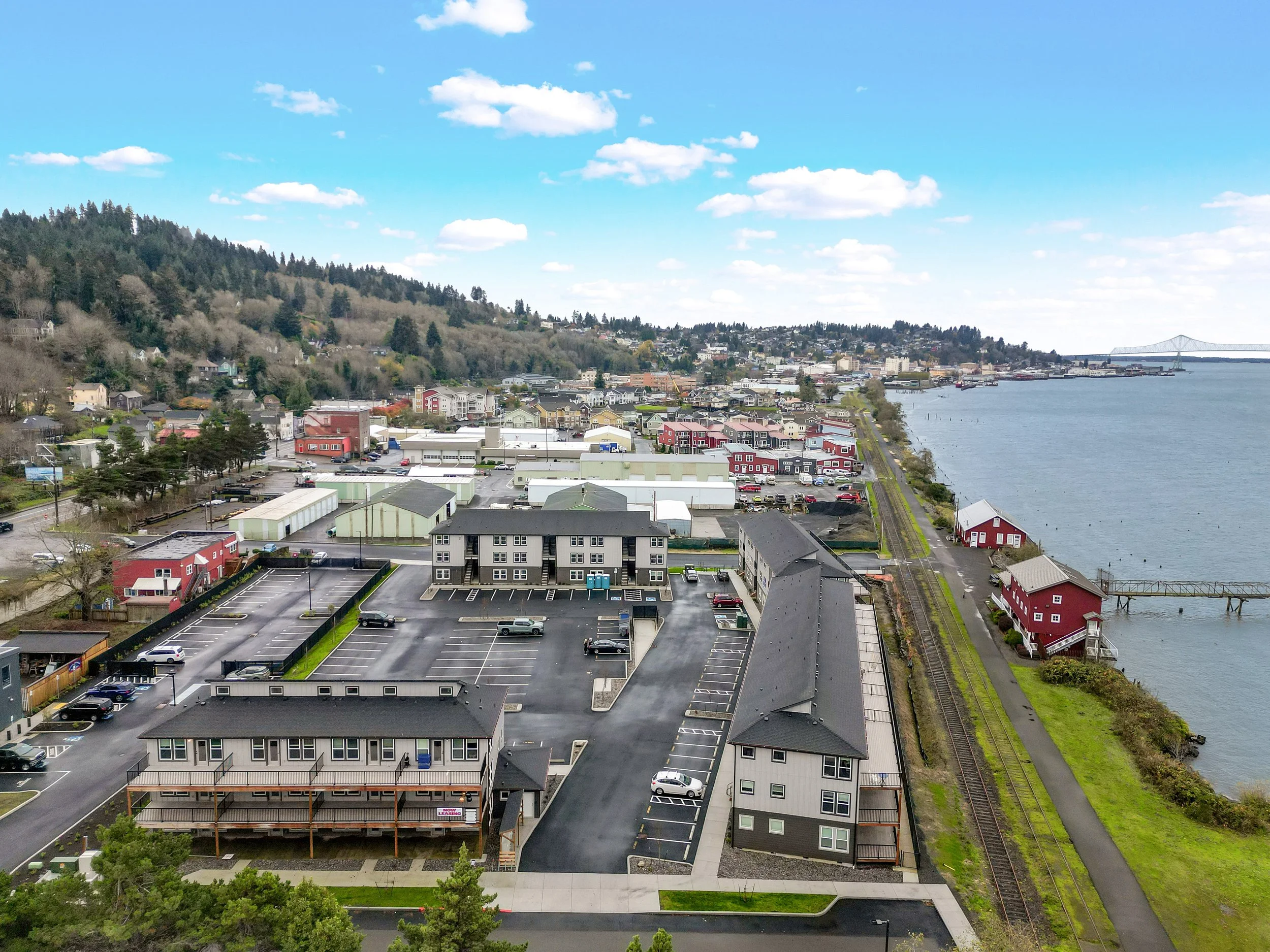 Astoria Waterfront Apartments
