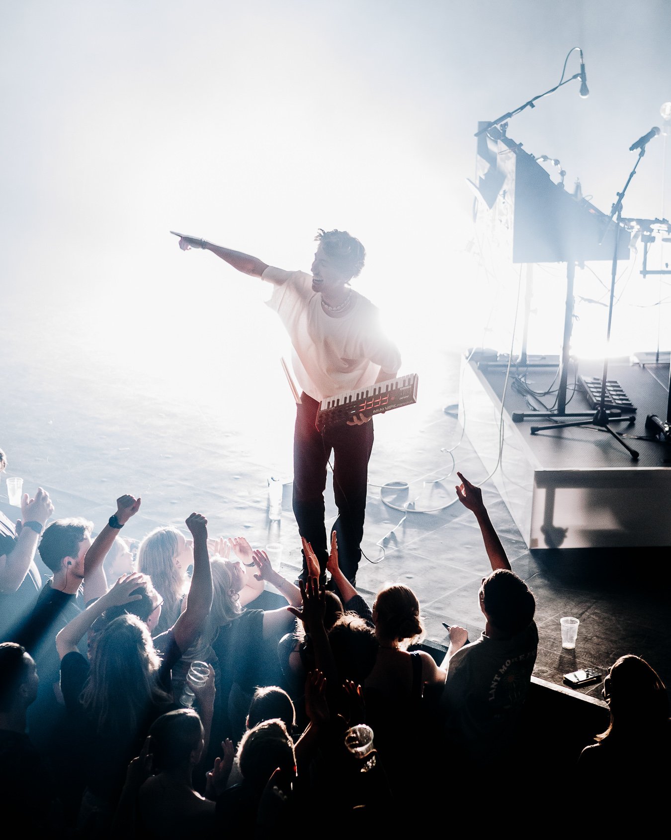 TOUR2_Blacked_Web-2-2.jpg