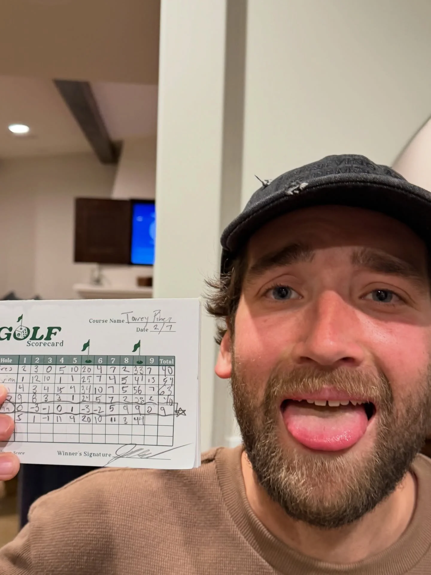 BREAKING NEWS: A new score record has been set after 3 years. @johnschuler dropped a historic 9, beating the previous record by 8 strokes. Post-game interview says it all.