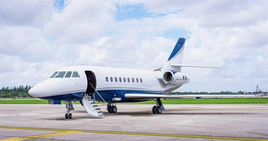 Falcon 2000 — Heavy Jet — Axel Luxury charter
