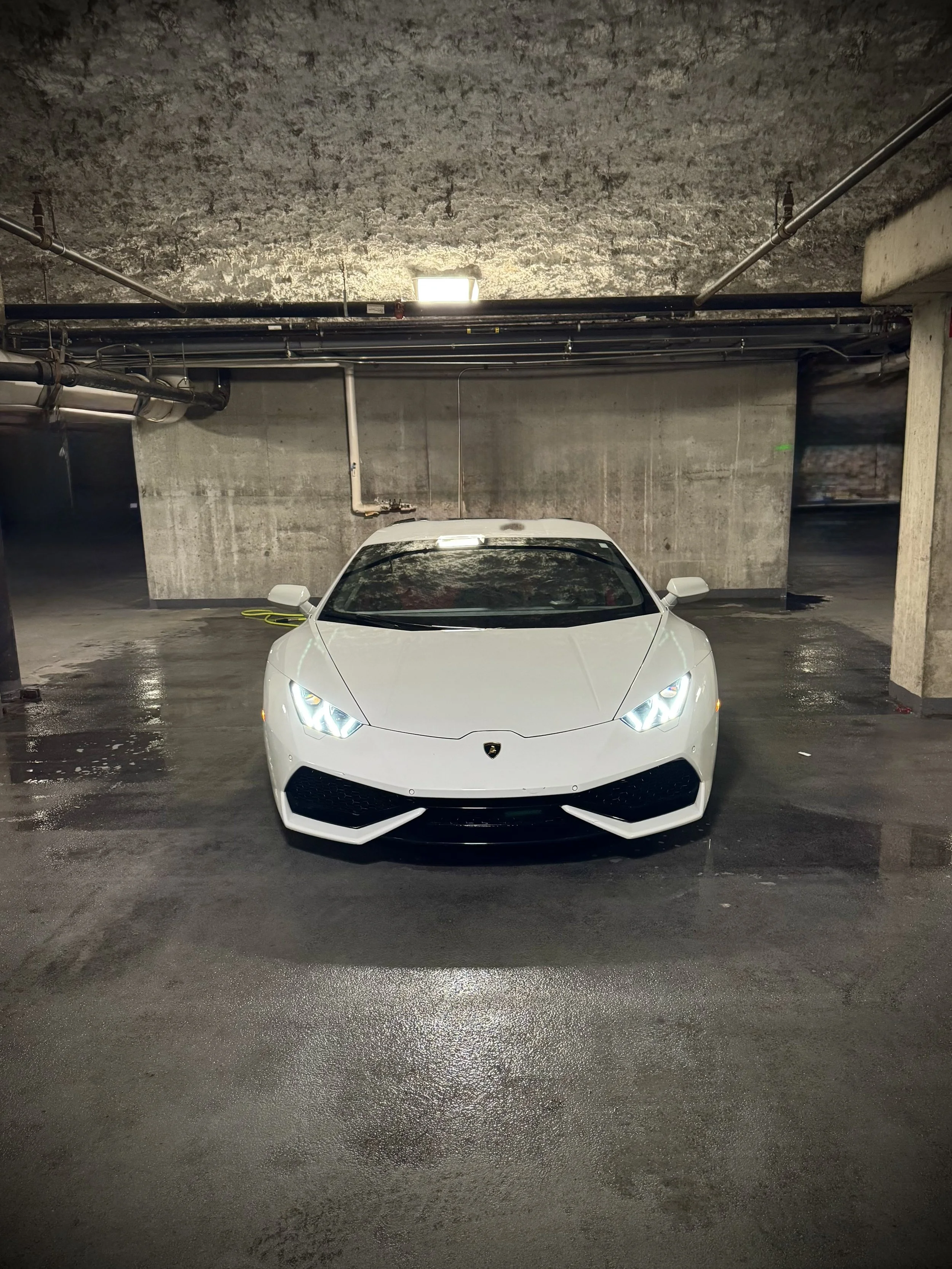 Luxury Lamborghini Huracán LP 610-4 rental available in Chicago