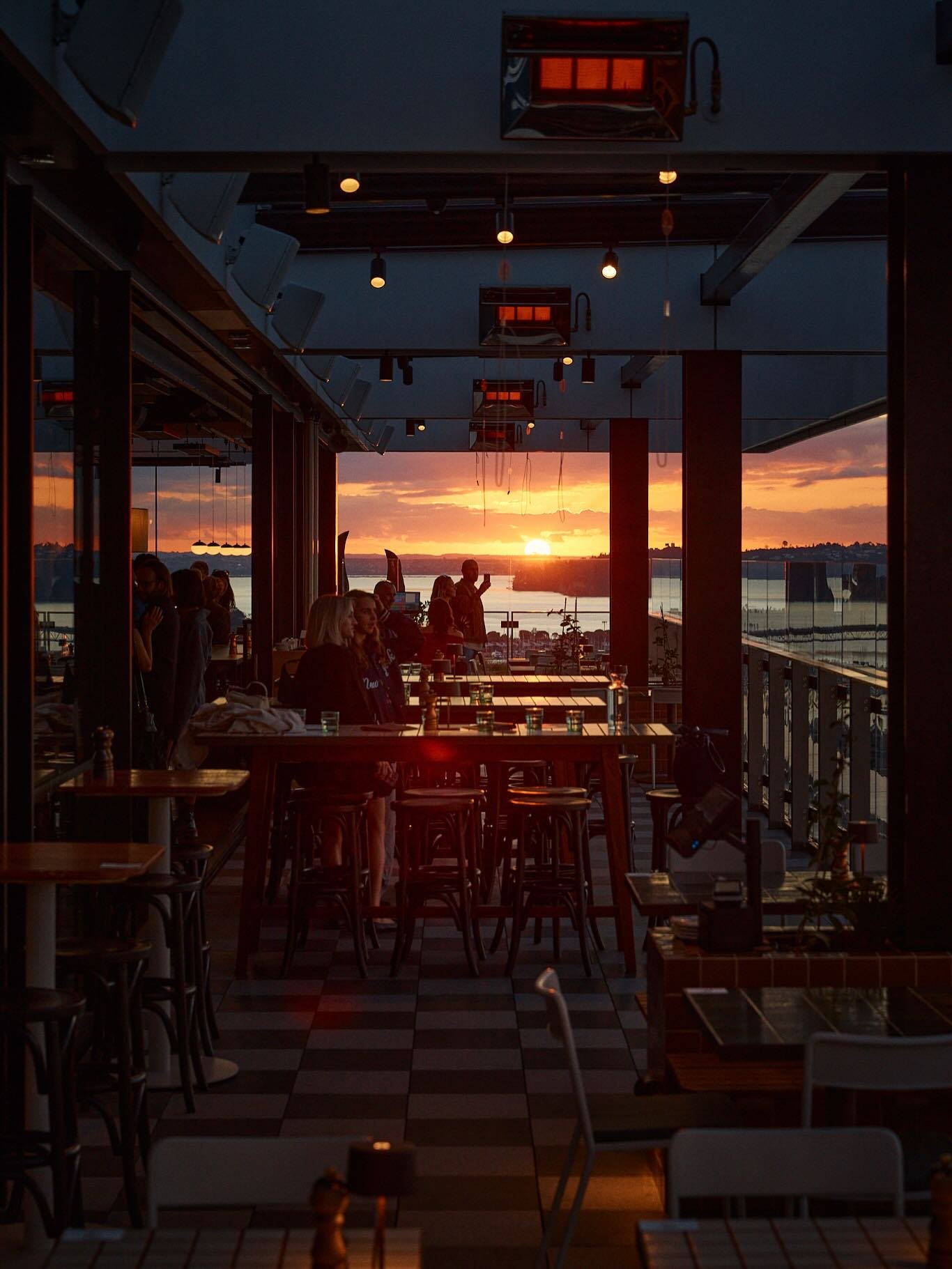 Stormy views from the rooftop, cosy vibes inside, DJs spinning vinyl! 

Come escape the weather at Queens.