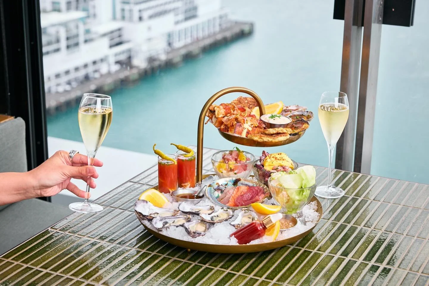Happy Chinese New Year! 🐉
Ring in the Year with a seafood feast - fresh oysters, caviar, crayfish and our iconic seafood tower, all served with unbeatable rooftop views! See you soon!