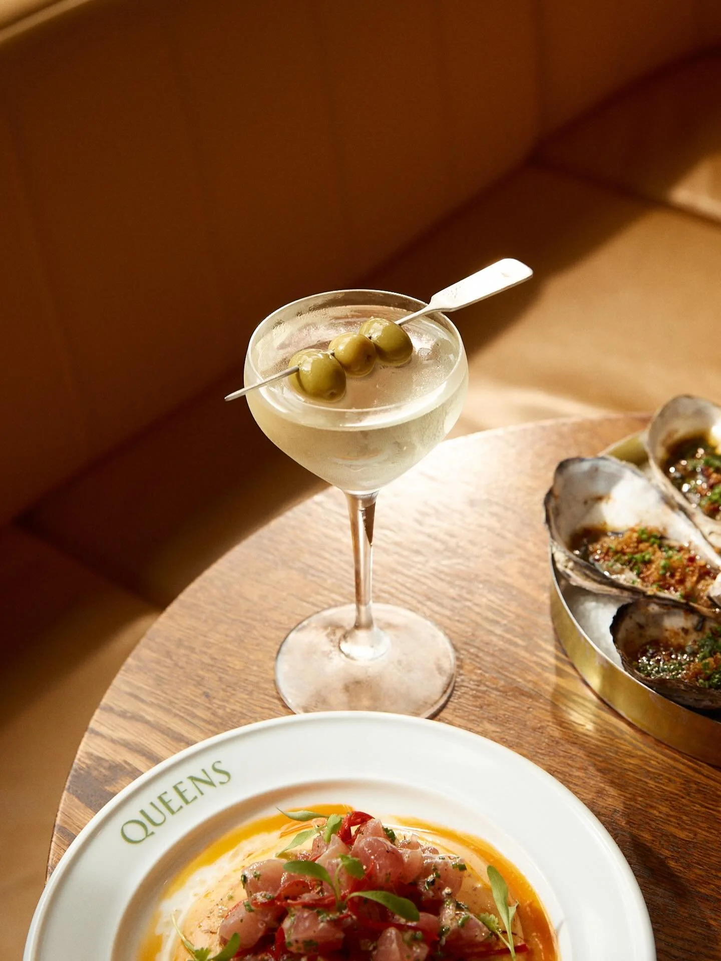 Golden hour. The perfect way to finish the work week ✨See you up here!