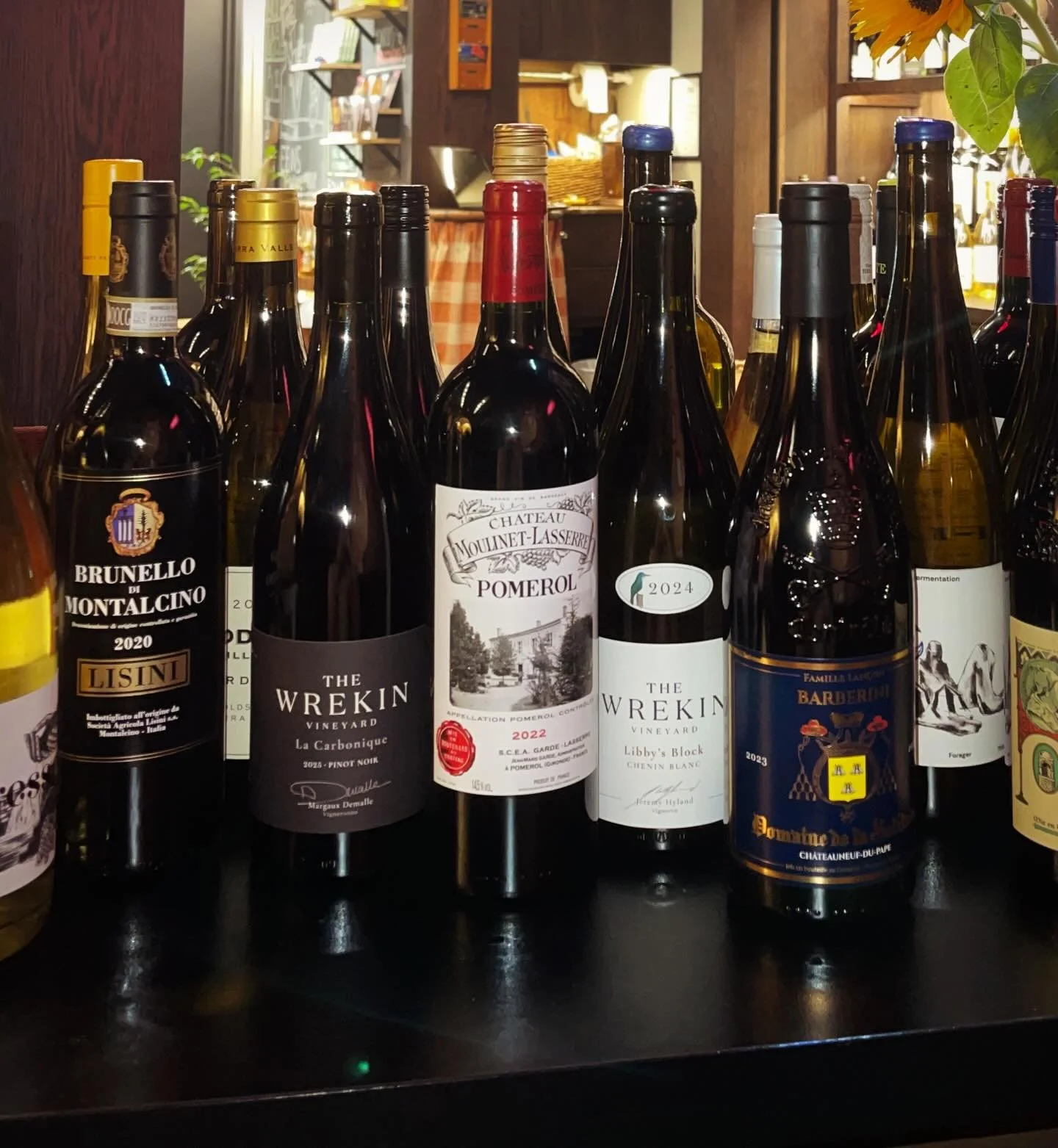 💥💥💥We have just done a massive online store update! Head to queensrooftop.co.nz to see what new and exciting wines we have on our shelves!🍷🍷🍷