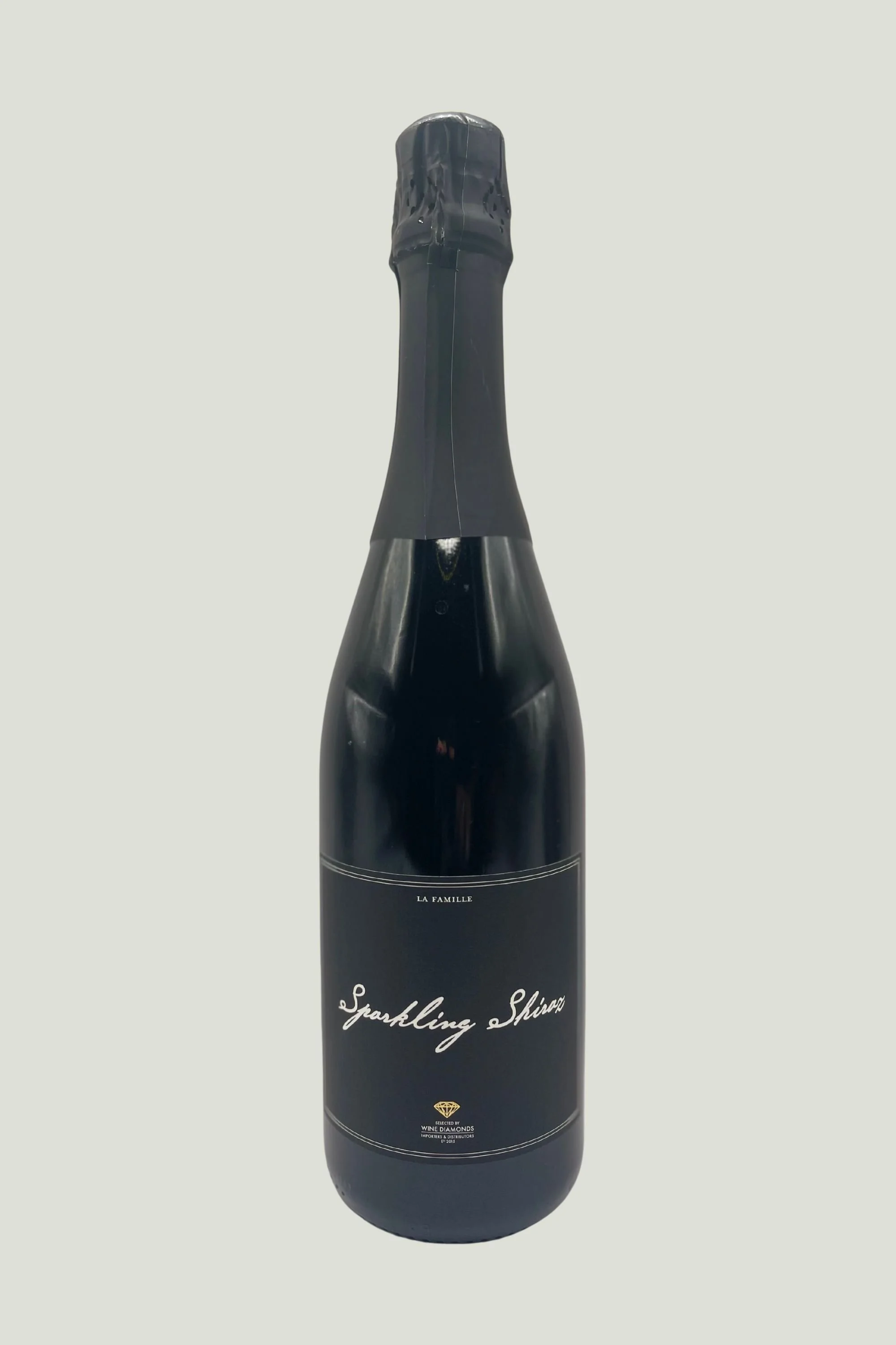 LA Famille Sparkiling Shiraz (2000 x 3000 px).jpg