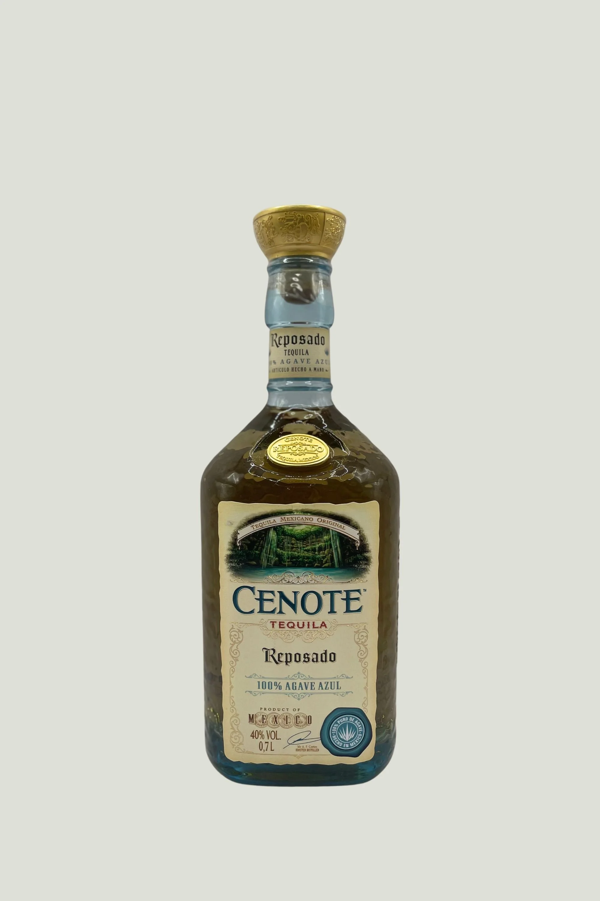 Cenote Reposado (2000 x 3000 px).jpg