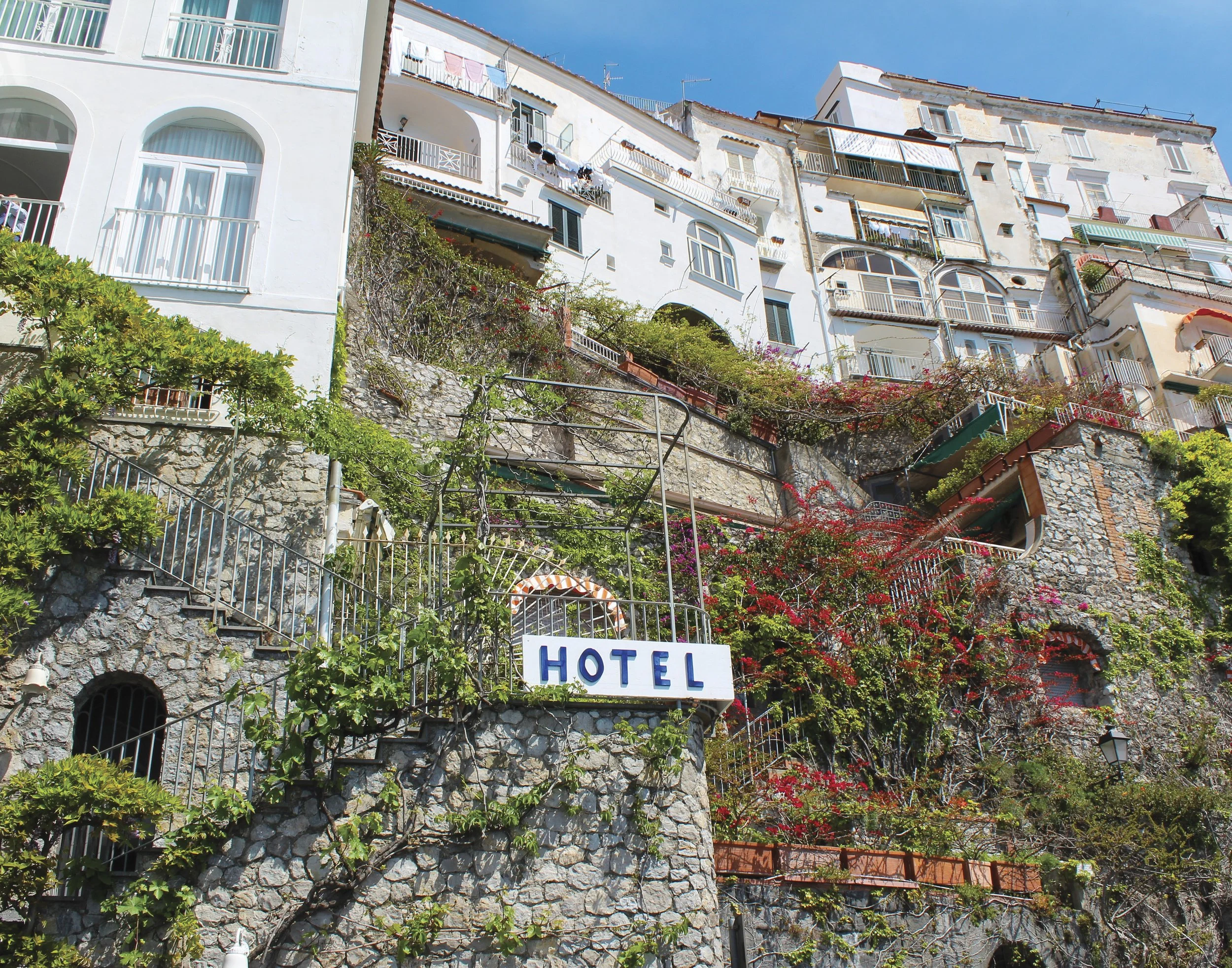 Hotel_Off_The_Grid_Travel_14x11.jpg